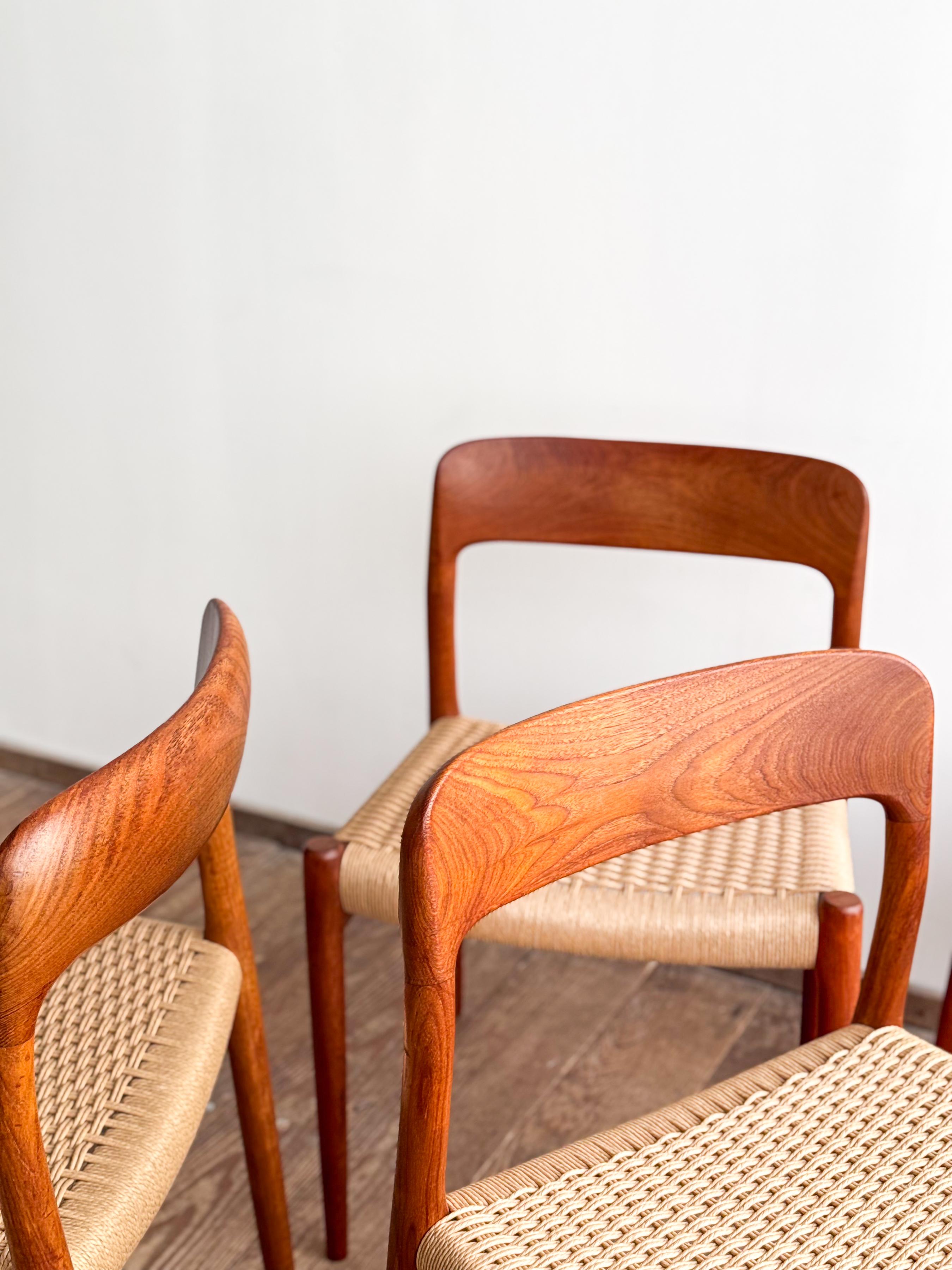 4 Midcentury Dining Chairs #75 in Teak, Danish Design, Niels Møller, J.L. Moller For Sale 5