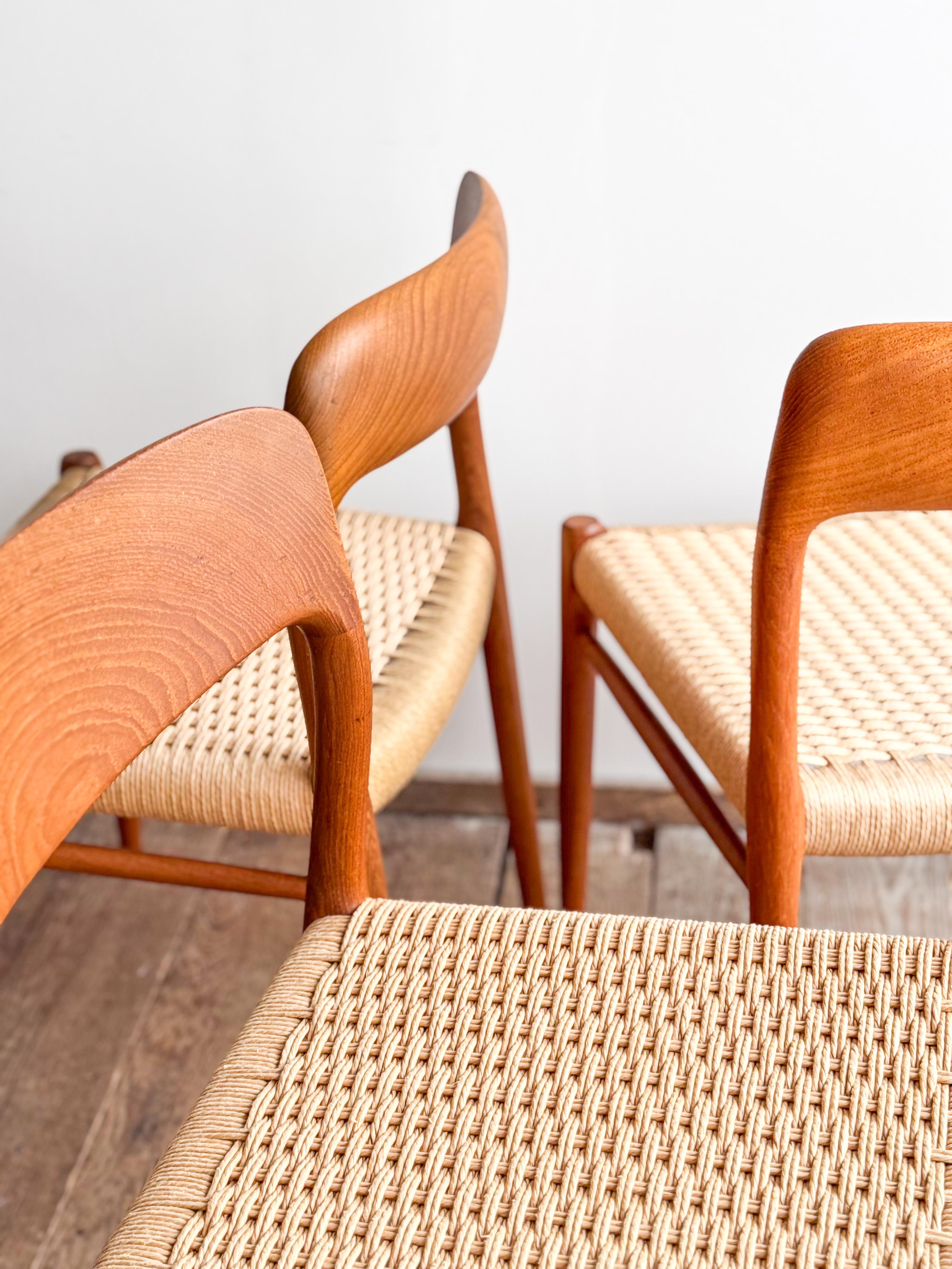 4 Midcentury Dining Chairs #75 in Teak, Danish Design, Niels Møller, J.L. Moller For Sale 9