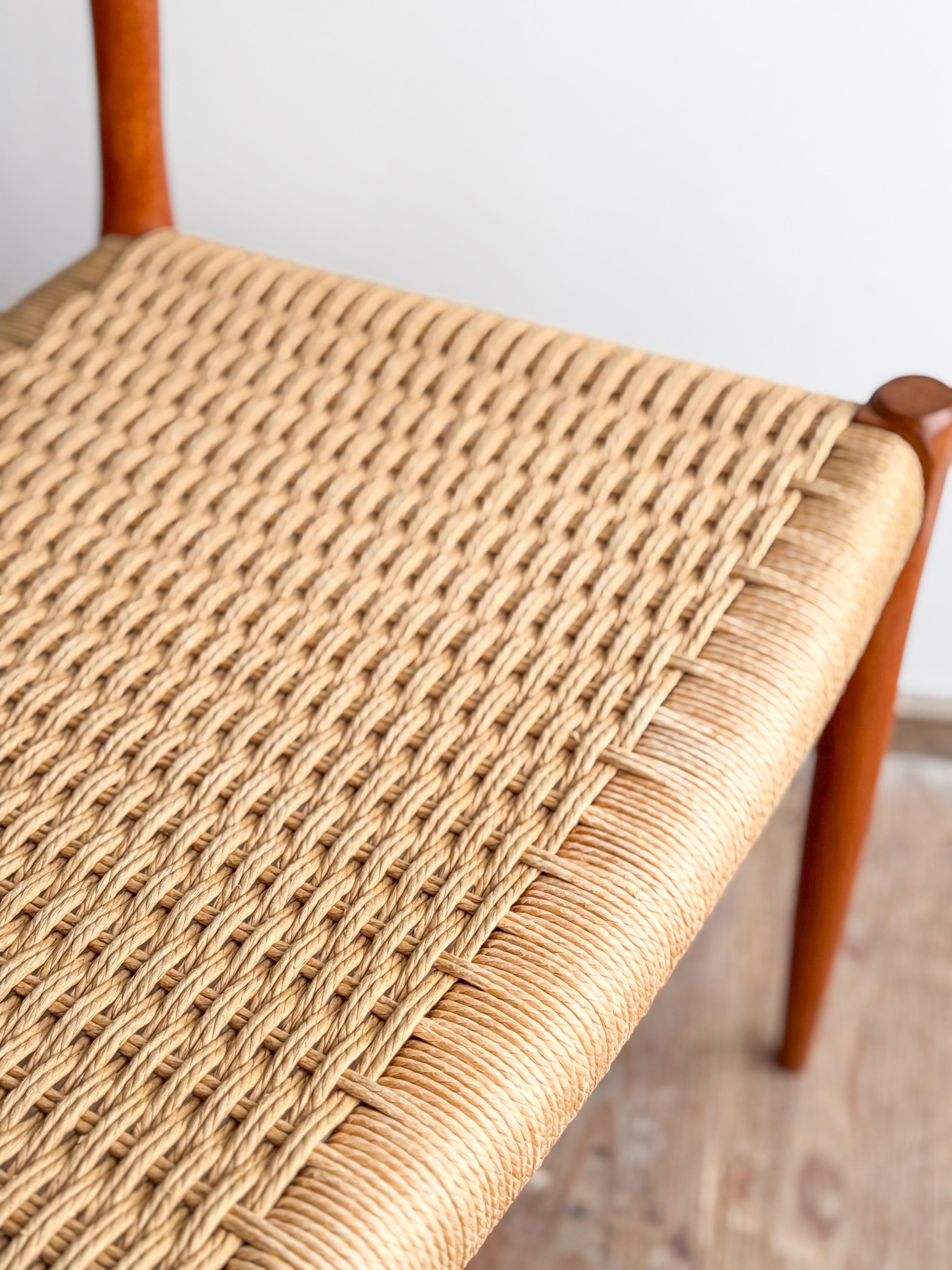 4 Midcentury Dining Chairs #75 in Teak, Danish Design, Niels Møller, J.L. Moller For Sale 11