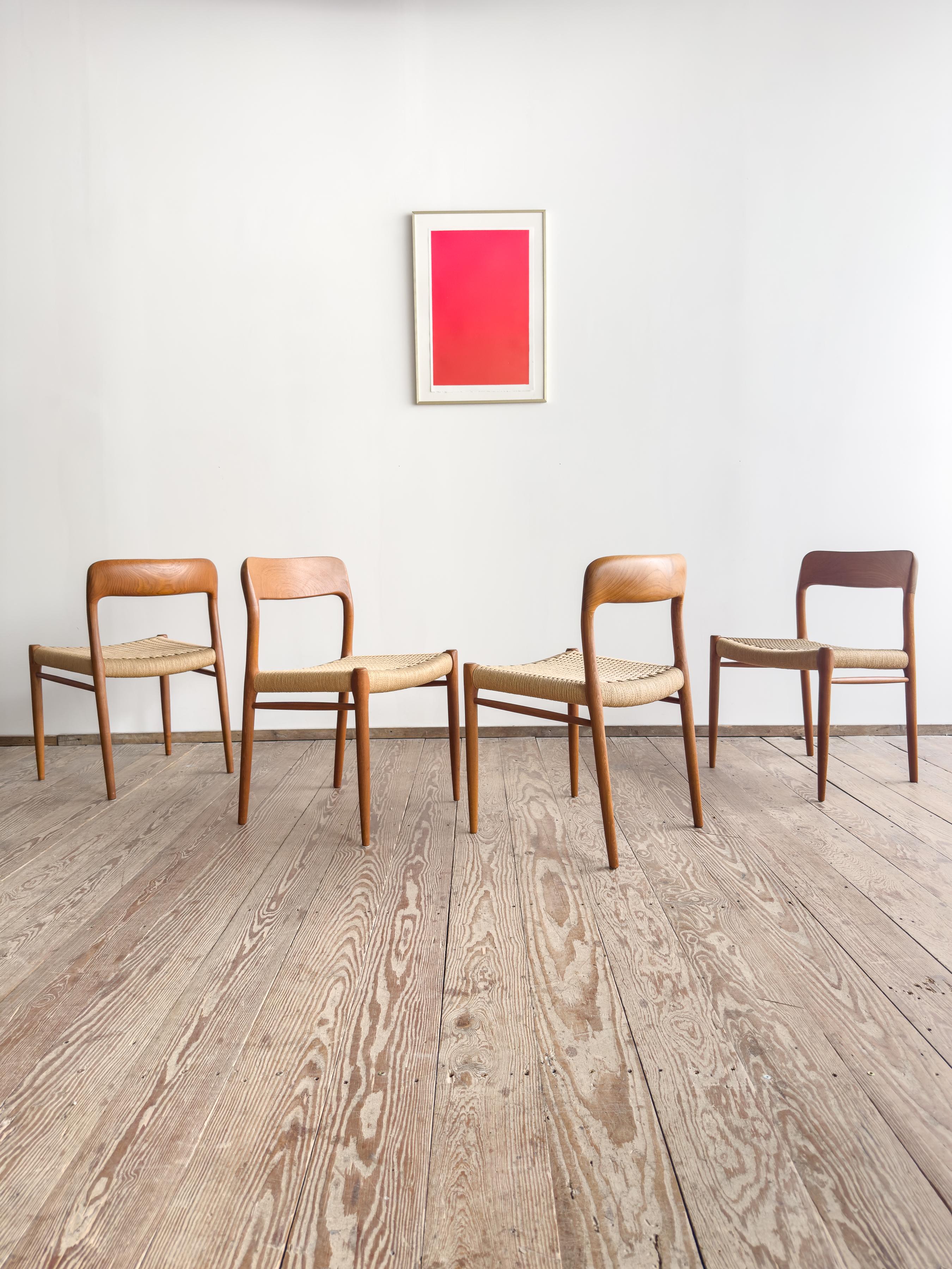 Dimensions: approx. 50 × 45 × 77 × 44 cm (19.7 × 17.7 × 30.3 × 17.3 in)
(Width × Depth × Height, Seat height)

Original set of four dining chairs designed by Niels O. Møller and produced by J.L. Møllers Møbelfabrik, Denmark. Designed in 1954, Model