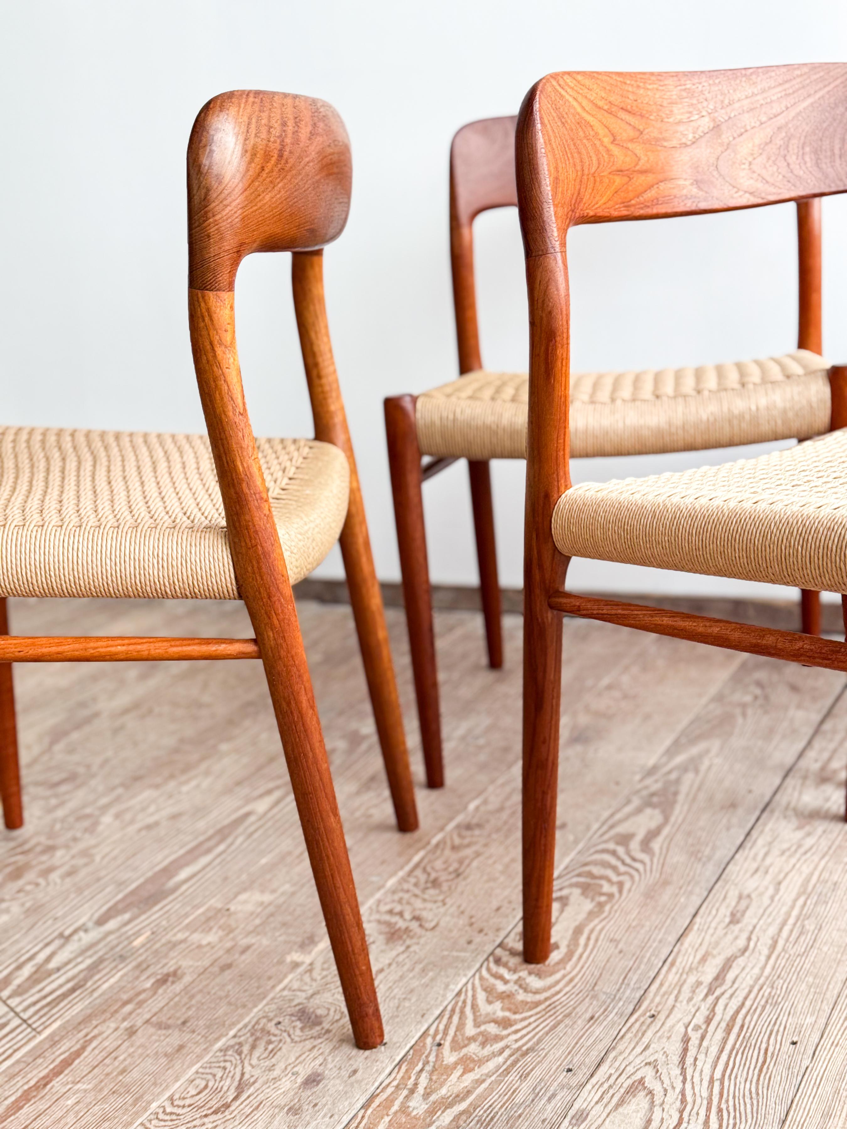 Papercord 4 Midcentury Dining Chairs #75 in Teak, Danish Design, Niels Møller, J.L. Moller For Sale