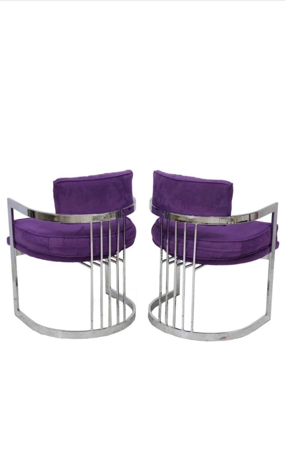 Américain 4 chaises Milo Baughman en chrome et tapisserie violette  en vente