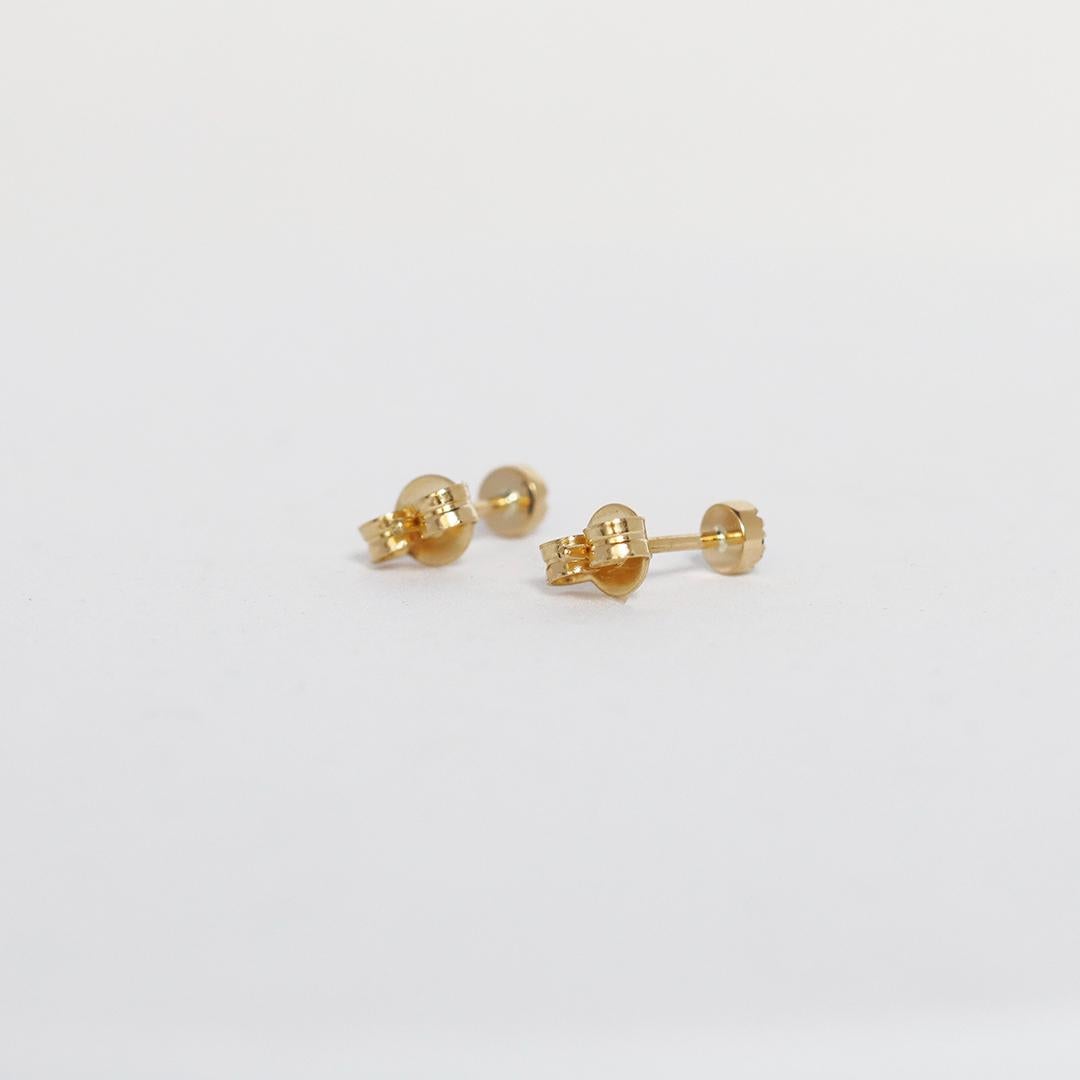 Taglio brillante Orecchini con zaffiro da 4 mm, tormalina Paraiba e diamante, mini orecchini a perno laterali a pila in vendita