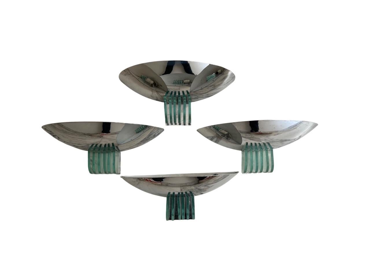 4 applique moderniste in stile art déco cromate e in vetro risalenti agli anni '80 In condizioni buone in vendita a LE CANNET, FR