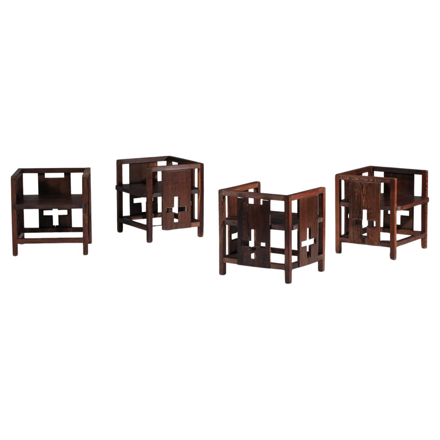 4 sillones modernistas de madera maciza de los años 40 en venta