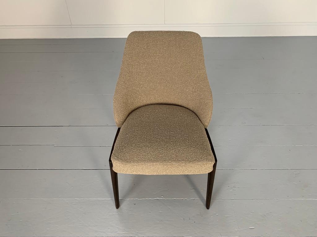 4 Molteni & C „Chelsea“ Esszimmerstühle in Taupe „Boucle“ aus Wolle (21. Jahrhundert und zeitgenössisch) im Angebot