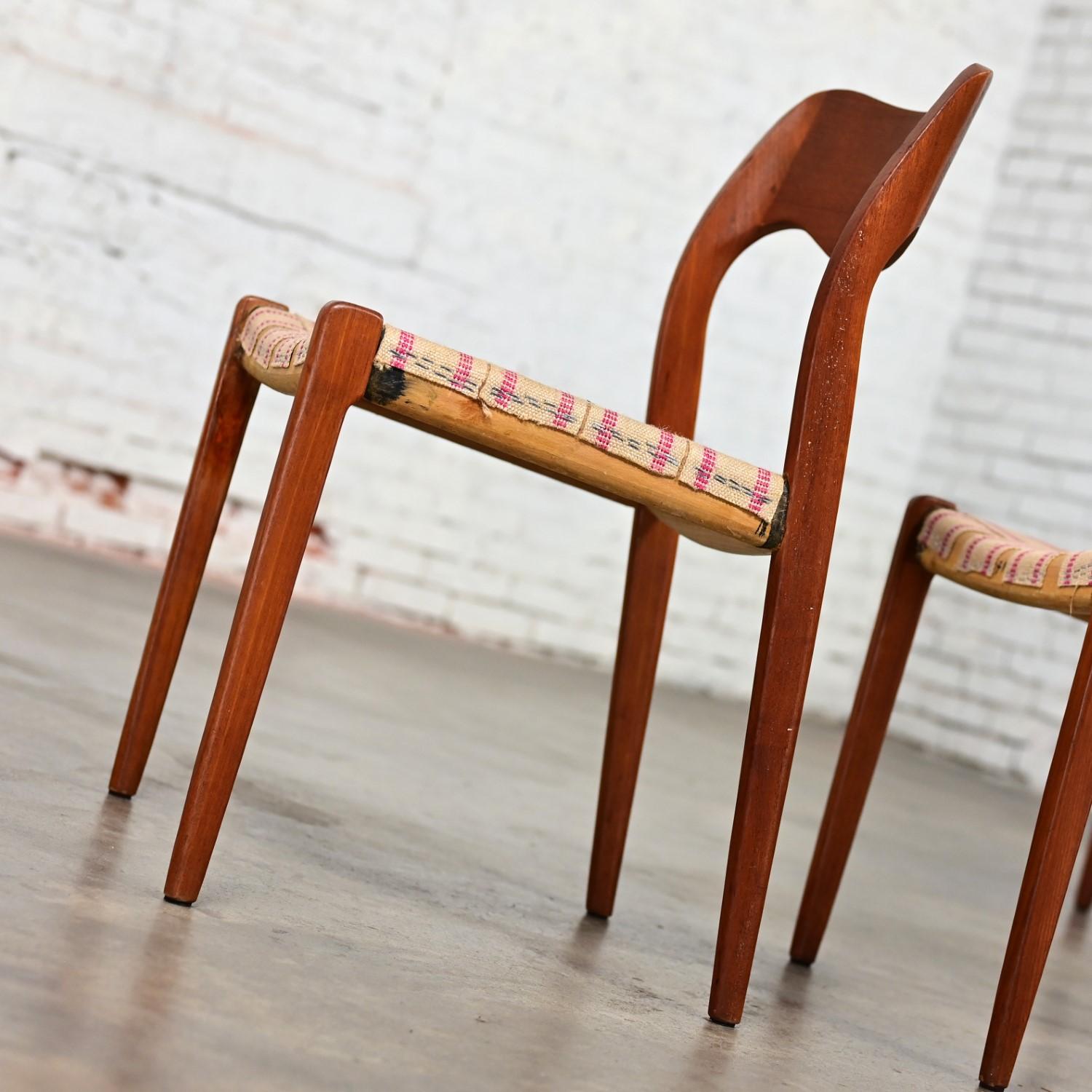4 Sedie da pranzo in teak Neils O Moller Scandinavian Modern Modello 71 Non rivestite in vendita 6