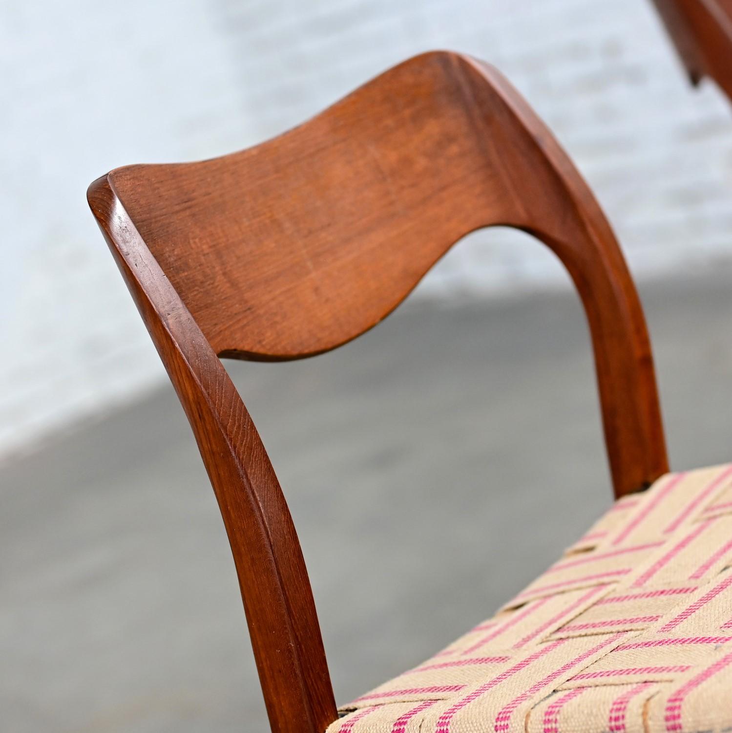 4 Sedie da pranzo in teak Neils O Moller Scandinavian Modern Modello 71 Non rivestite in vendita 8