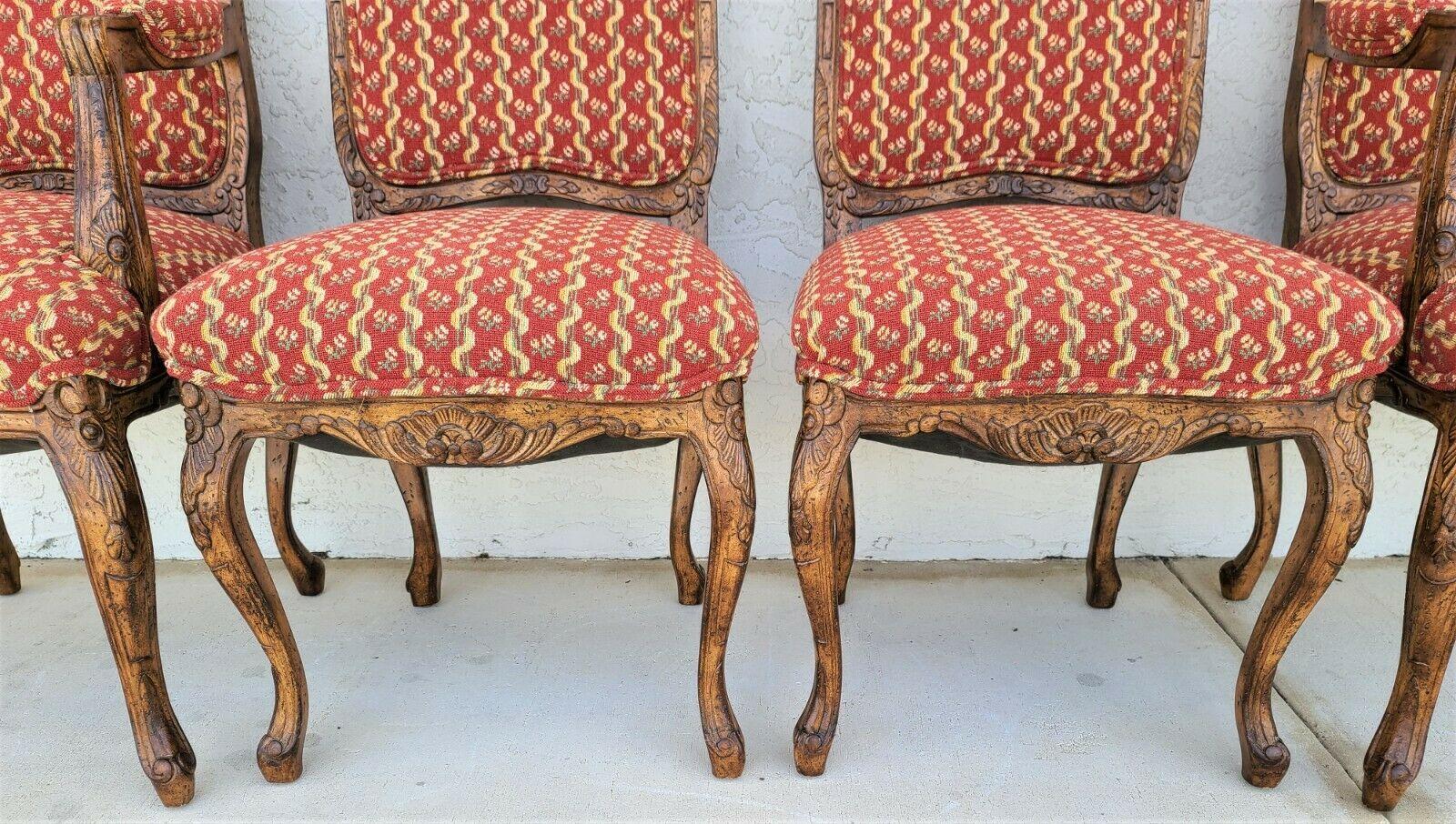 '4' Newly Upholstered French Provincial Louis XV Dining Chairs In Good Condition For Sale In Lake Worth, FL