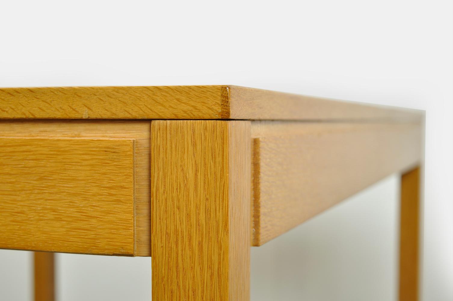 4 oak chairs and matching extendable table by Gerard Geytenbeek 2