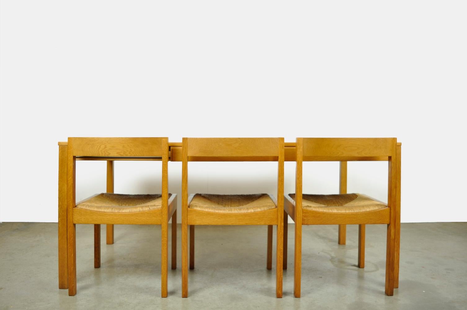 Dutch 4 oak chairs and matching extendable table by Gerard Geytenbeek