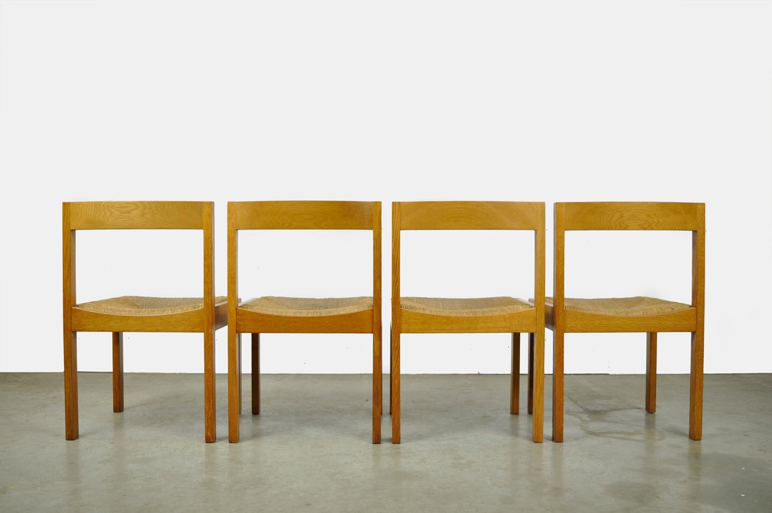 Cane 4 oak chairs and matching extendable table by Gerard Geytenbeek