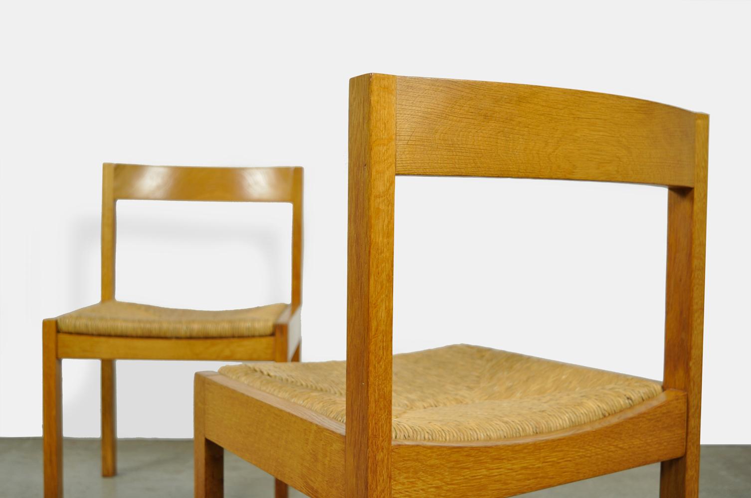 4 oak chairs and matching extendable table by Gerard Geytenbeek 1