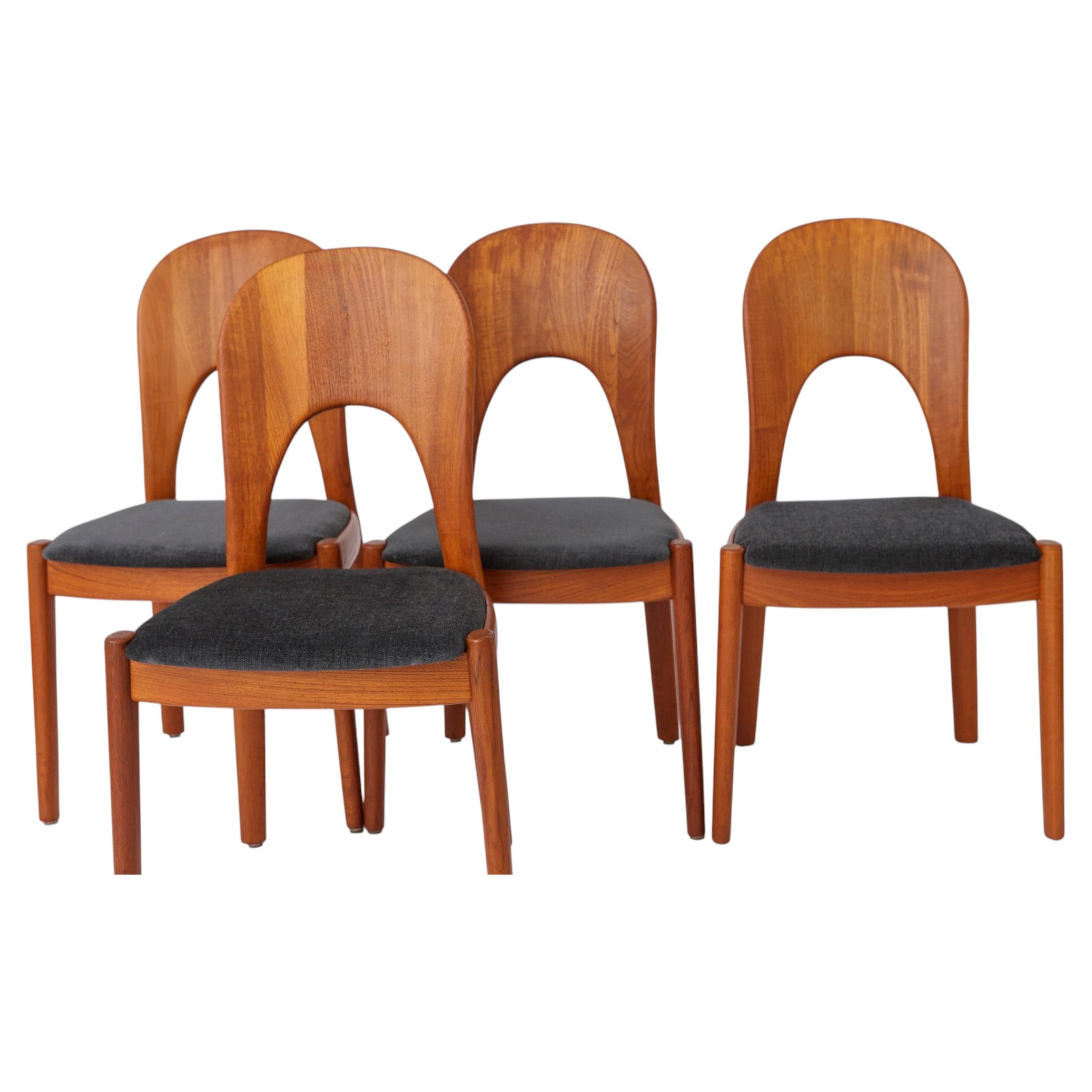 4 de 10 Chaises de salle à manger du designer danois Niels Koefoed (années 1970)