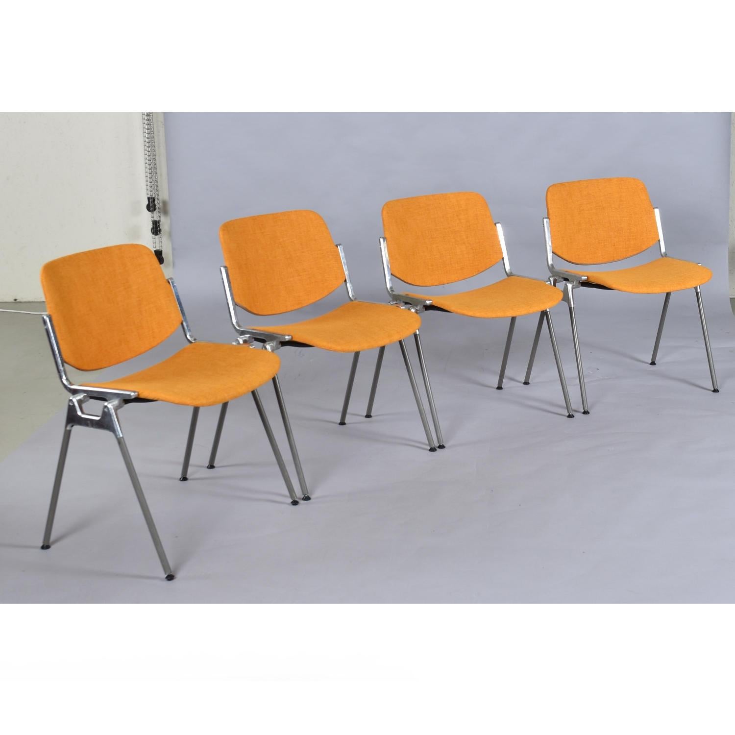 Italian 4 Orange Giancarlo Piretti for Castelli DSC 106 Stacking Chairs Made in Italy