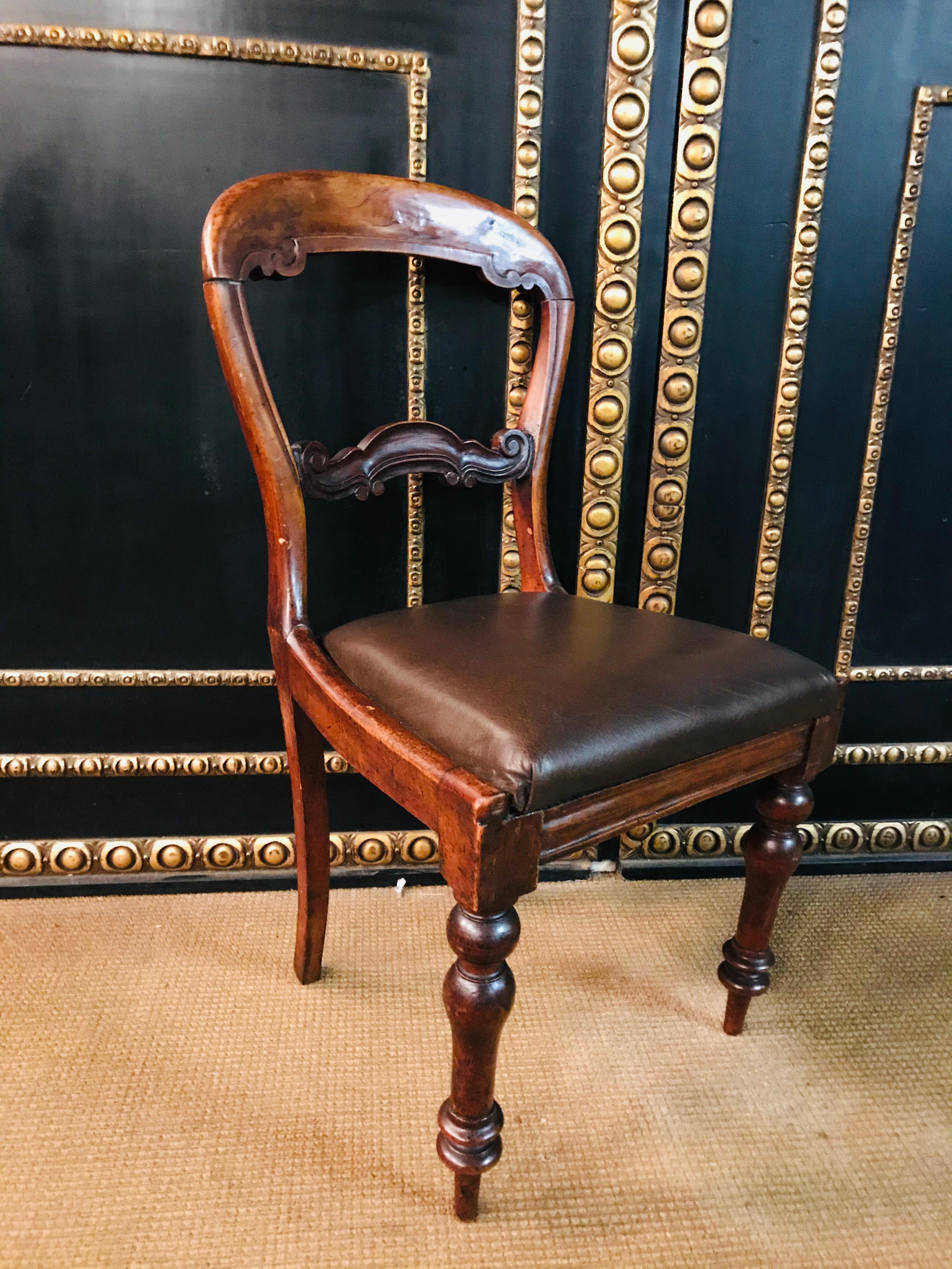 4 Original antique Biedermeier Chairs Solid Mahogany, circa 1840 For Sale 6
