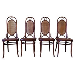 4 chaises originales Tonet
