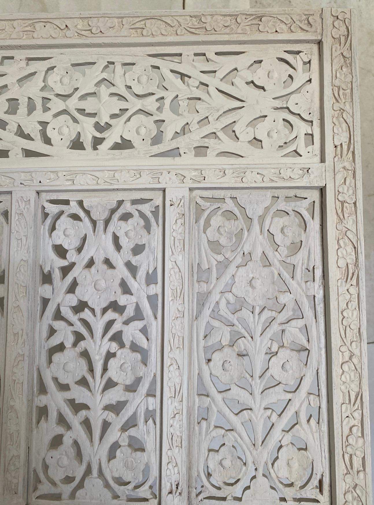 Hand-Carved 4 Panel Anglo Indian White Washed Folding Screen For Sale