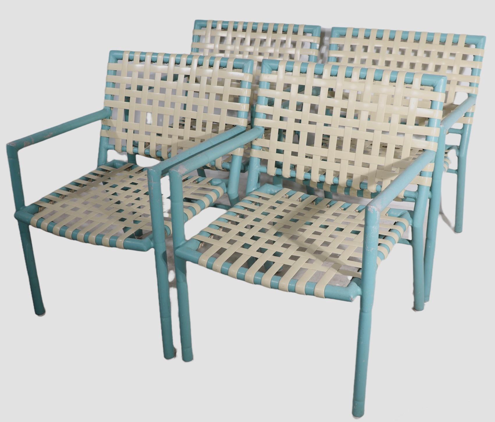 4 Stk. Garten-/ Terrassenstühle aus Kunstbambus von Hauser Hergestellt in den USA ca. 1970er Jahre (Moderne der Mitte des Jahrhunderts) im Angebot