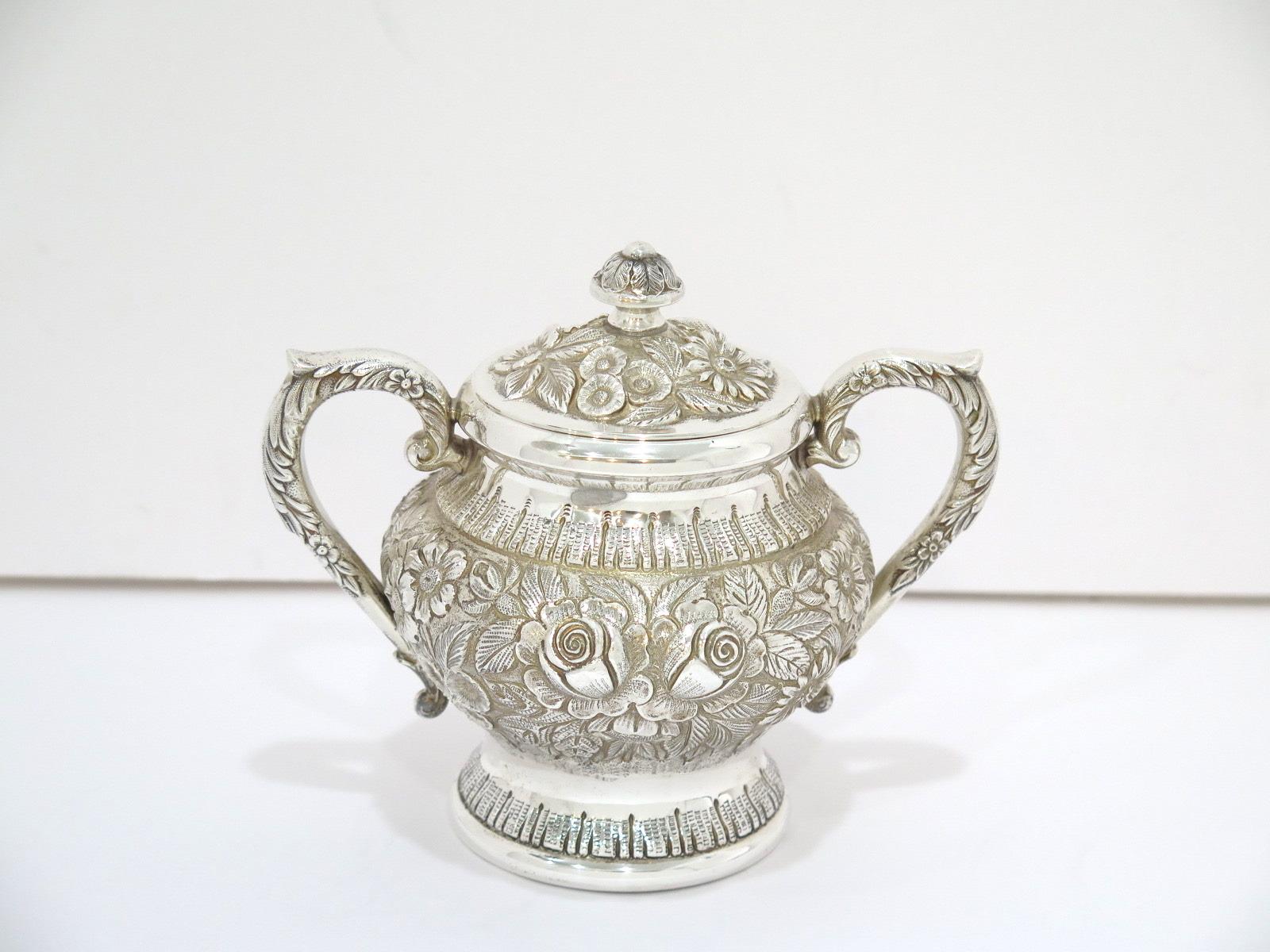 4 Pc Sterling Silver S. Kirk & Son Vintage Floral Repousse Tea / Coffee Service For Sale 2