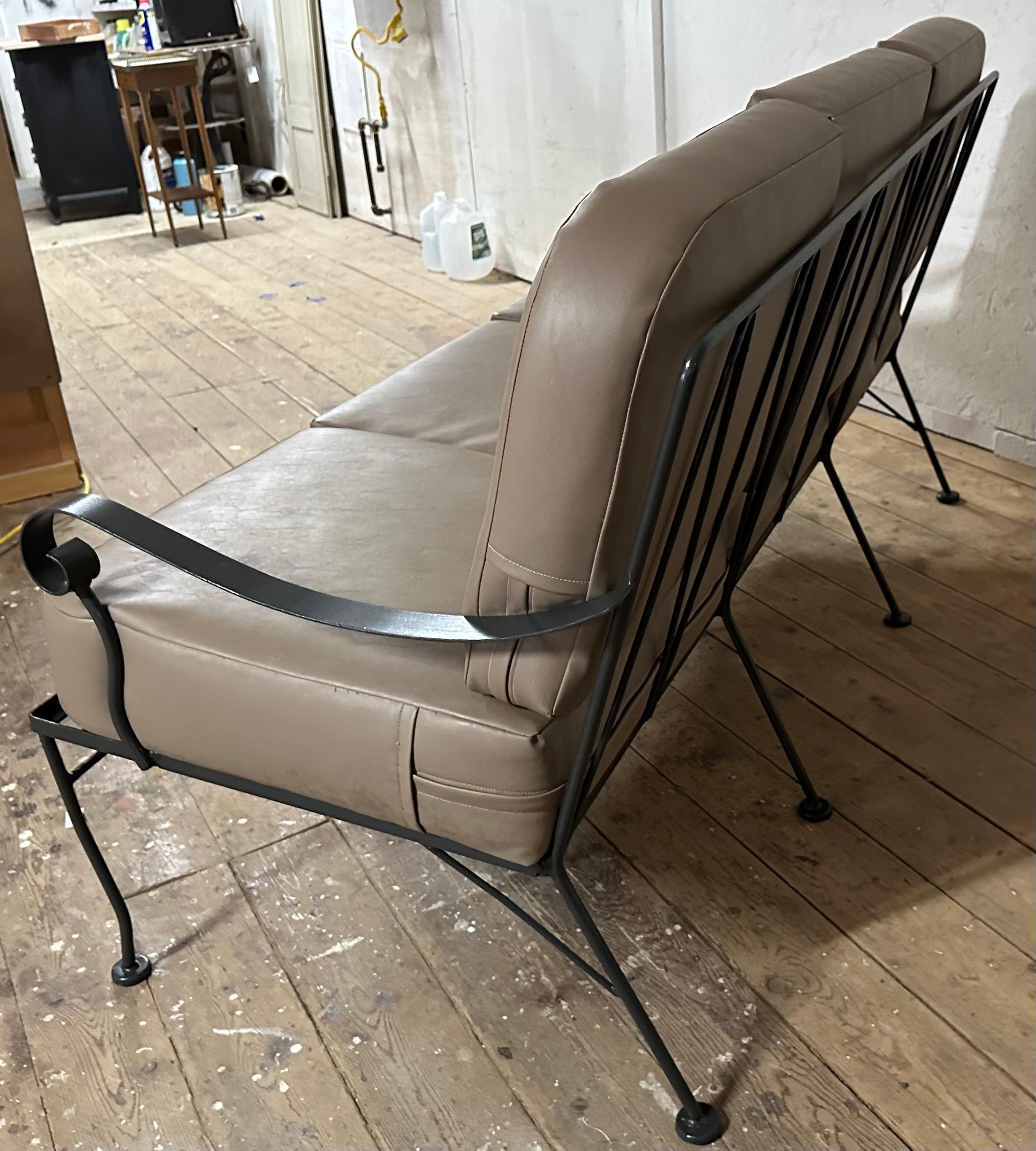 Vintage-Garten-Sofa und Stühle aus Metall im Woodard-Stil im Angebot 8