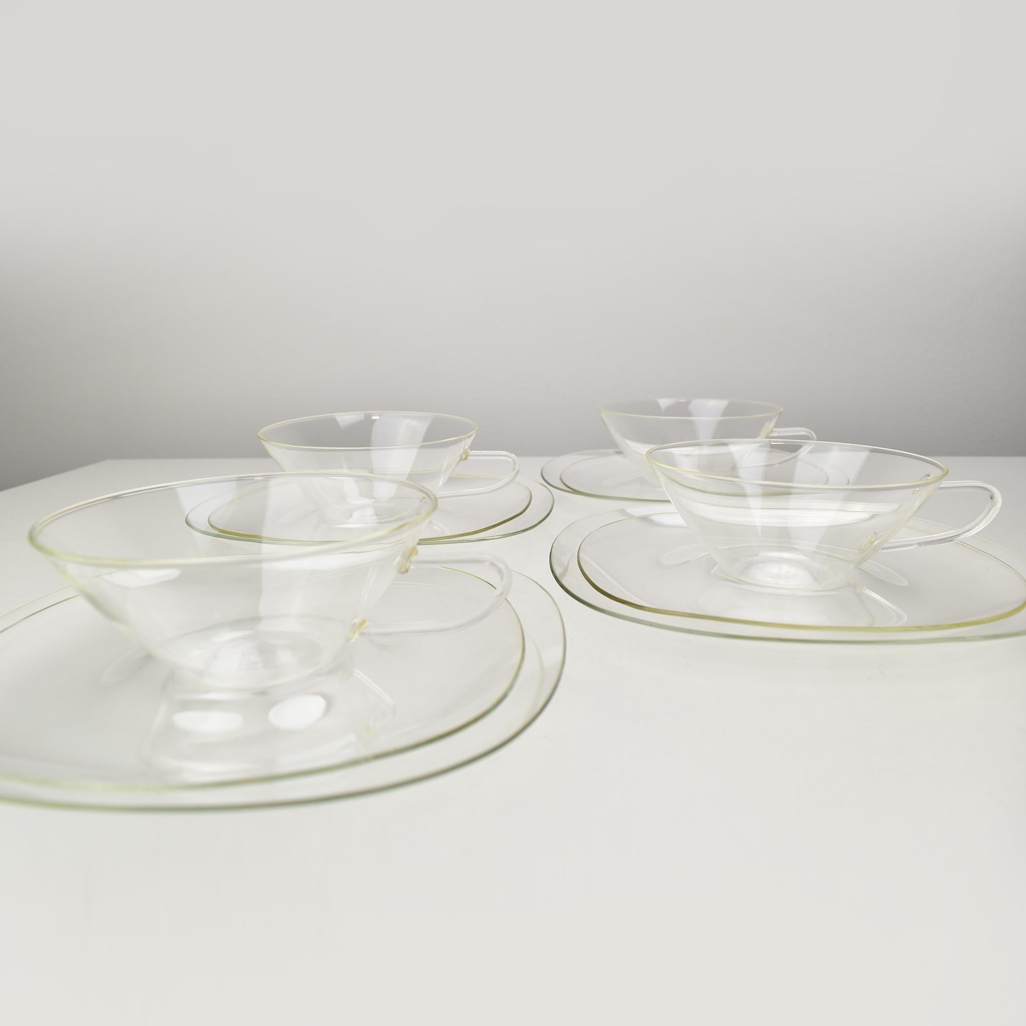 4 Personen Tee-Set 13 Teile Design Heinrich Loffelhardt für Jenaer Glas im Angebot 4
