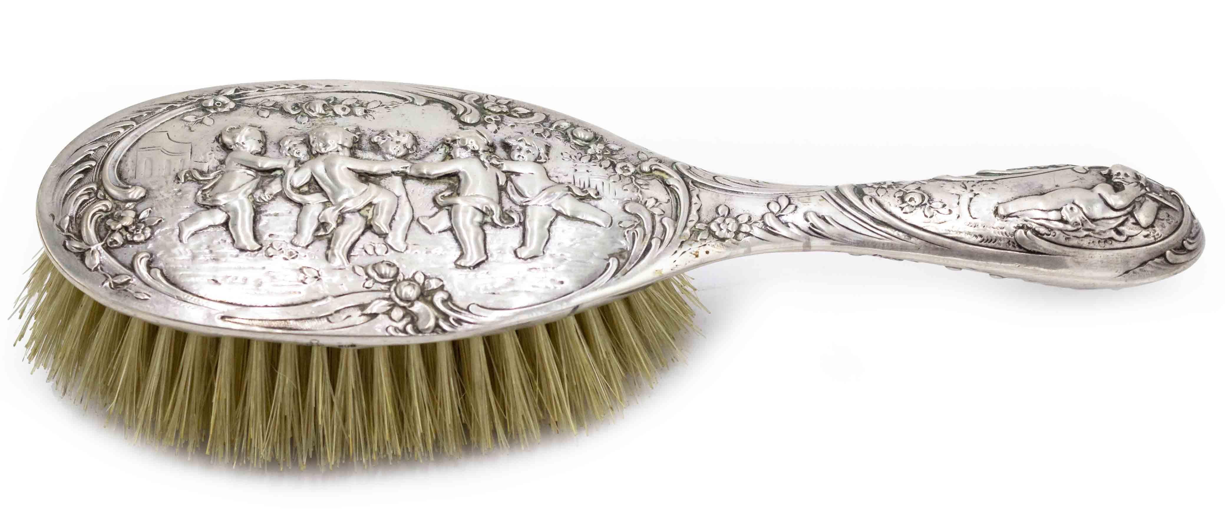 4-Piece French Louis XV Silver Vanity Brush Set For Sale 1