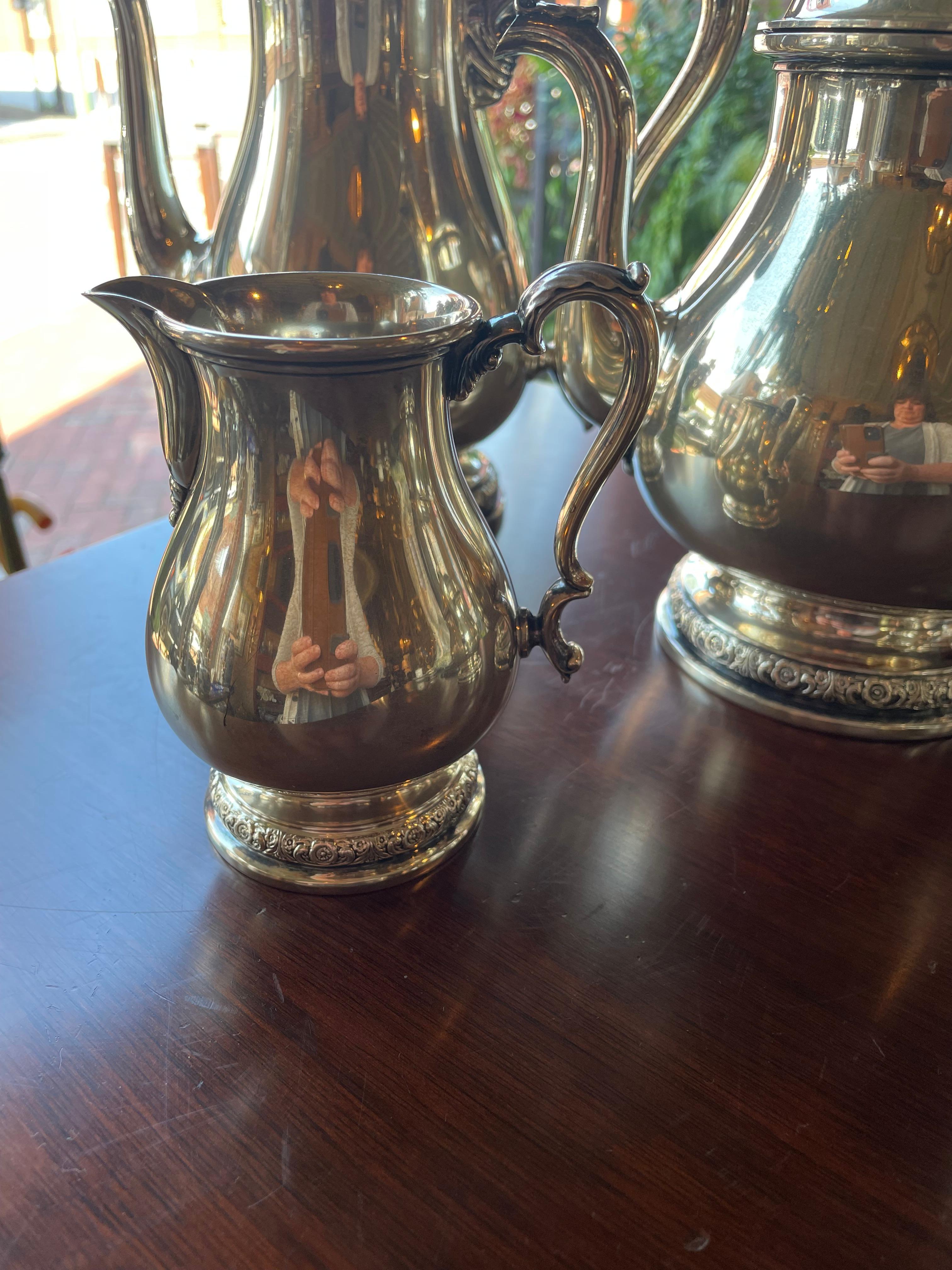 XX secolo Set da tè e caffè 4 pezzi Prelude by International Silver Service in vendita
