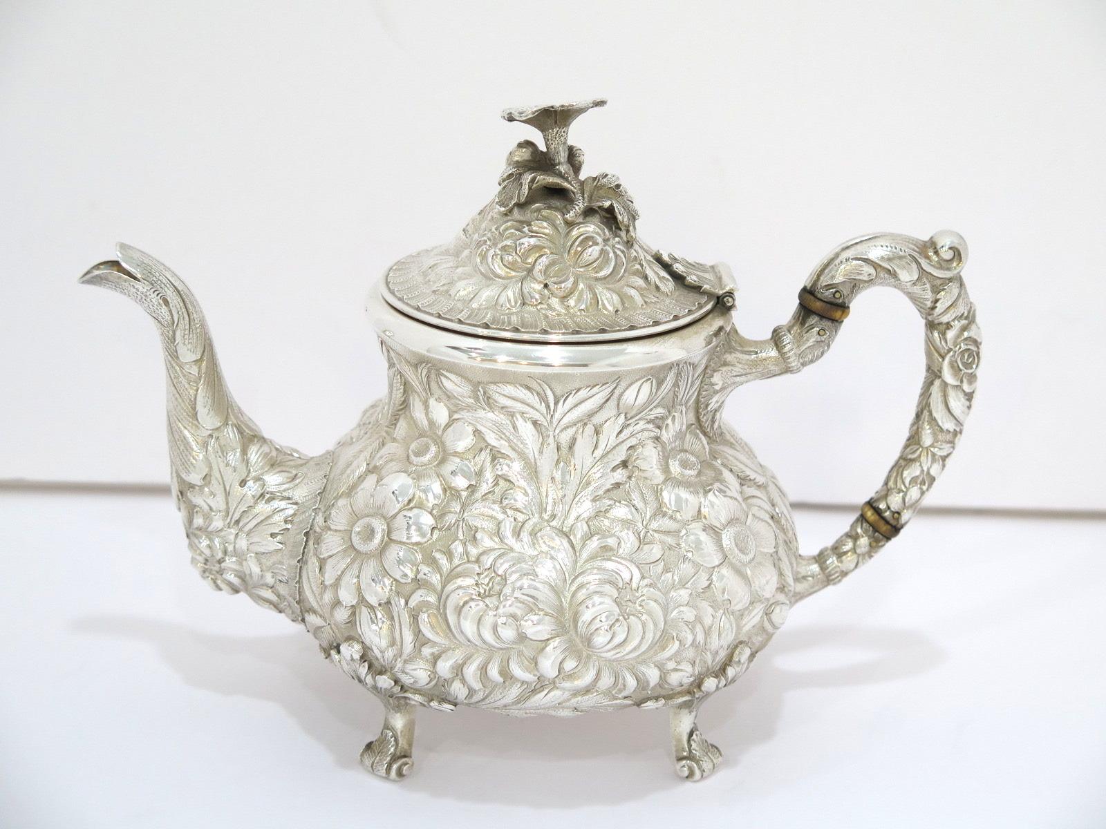 American 4 Piece Sterling Silver Stieff Antique Floral Repousse Tea / Coffee Service For Sale