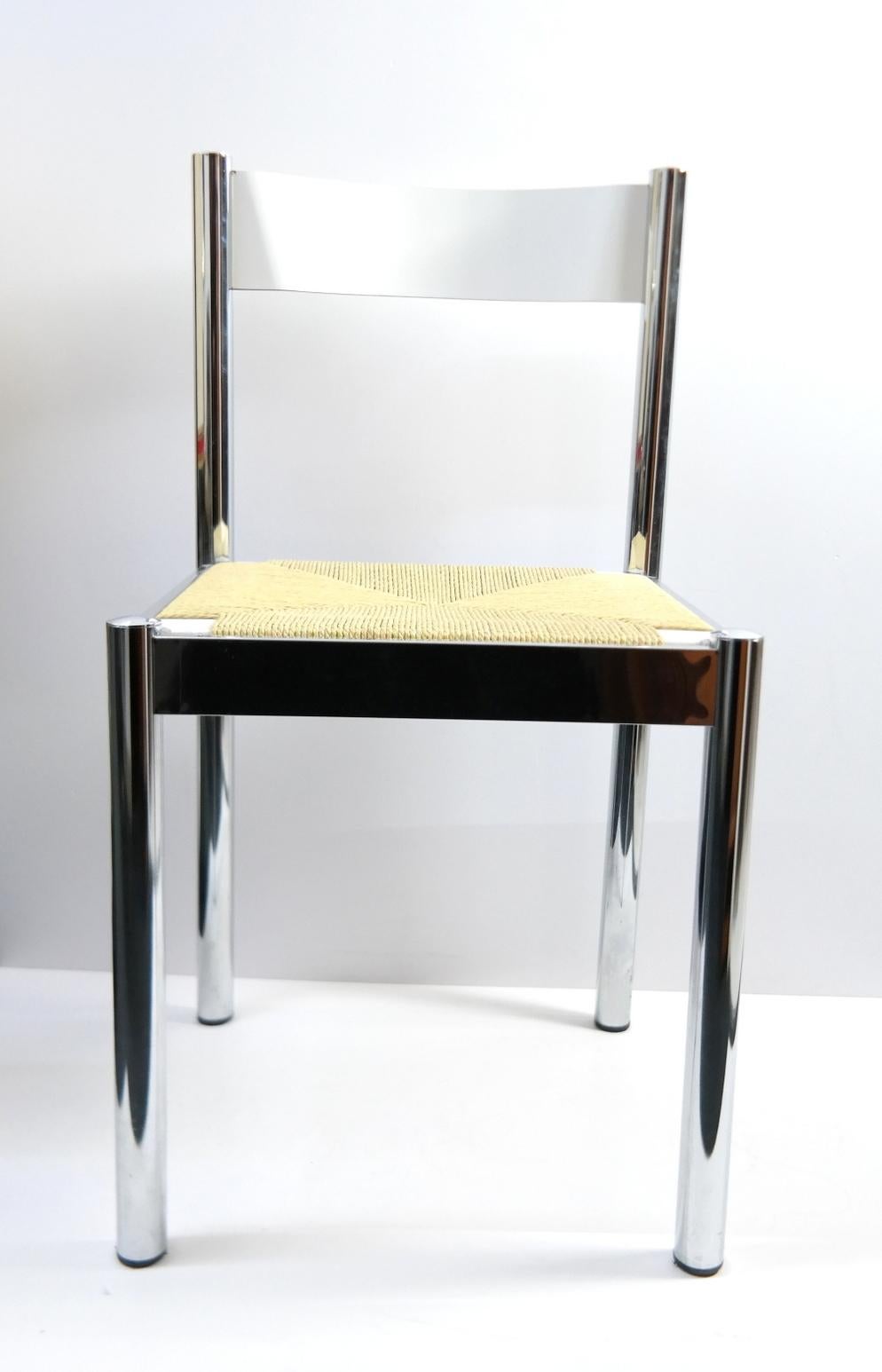 4-piece suite Italian modern chairs, Formenti e Giovenzana, Modello Depositato, Italy, 1960s.
  