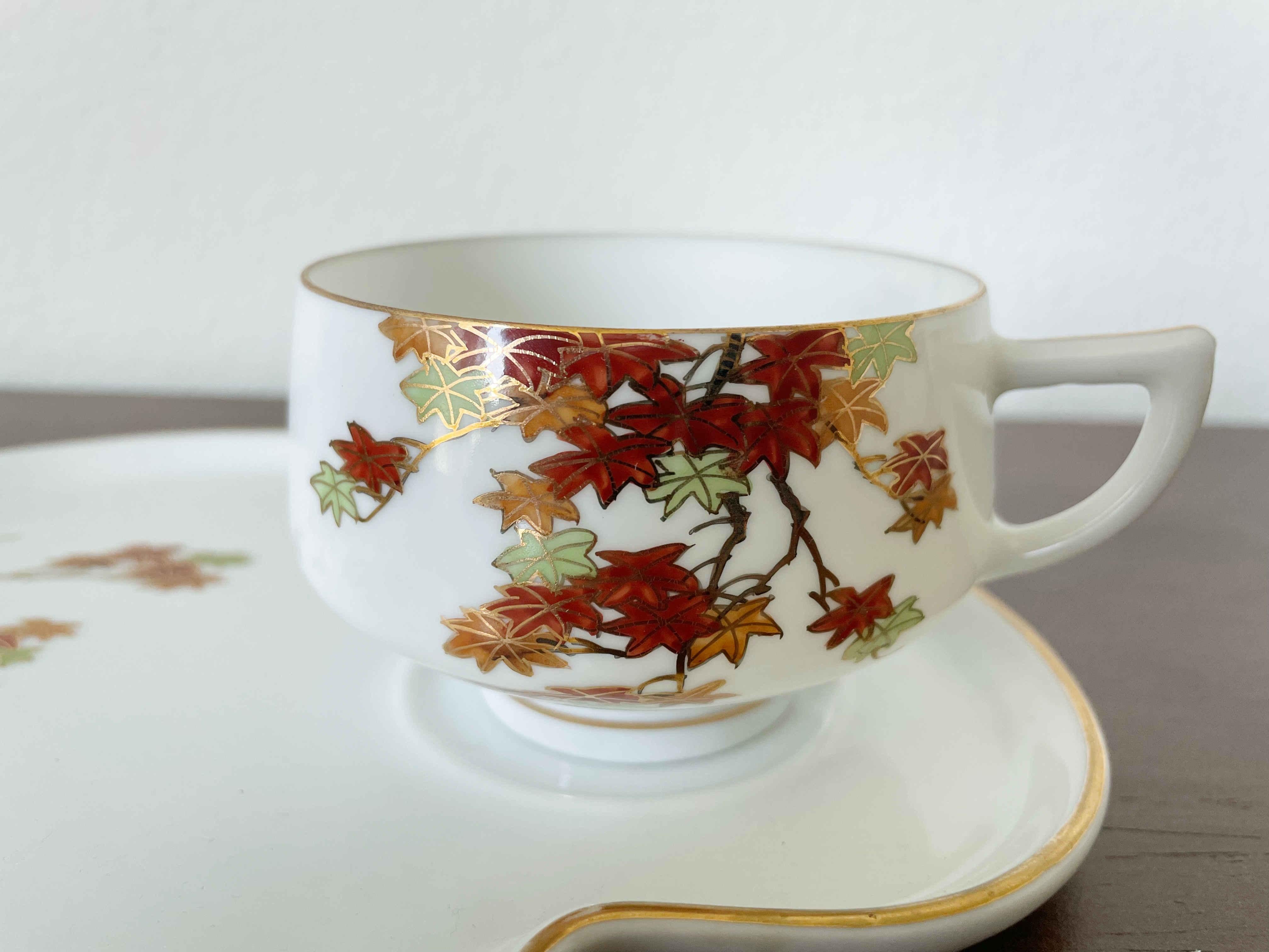 Porcelain 4-Piece Vintage Japanese Koshiba Tea Set For Sale