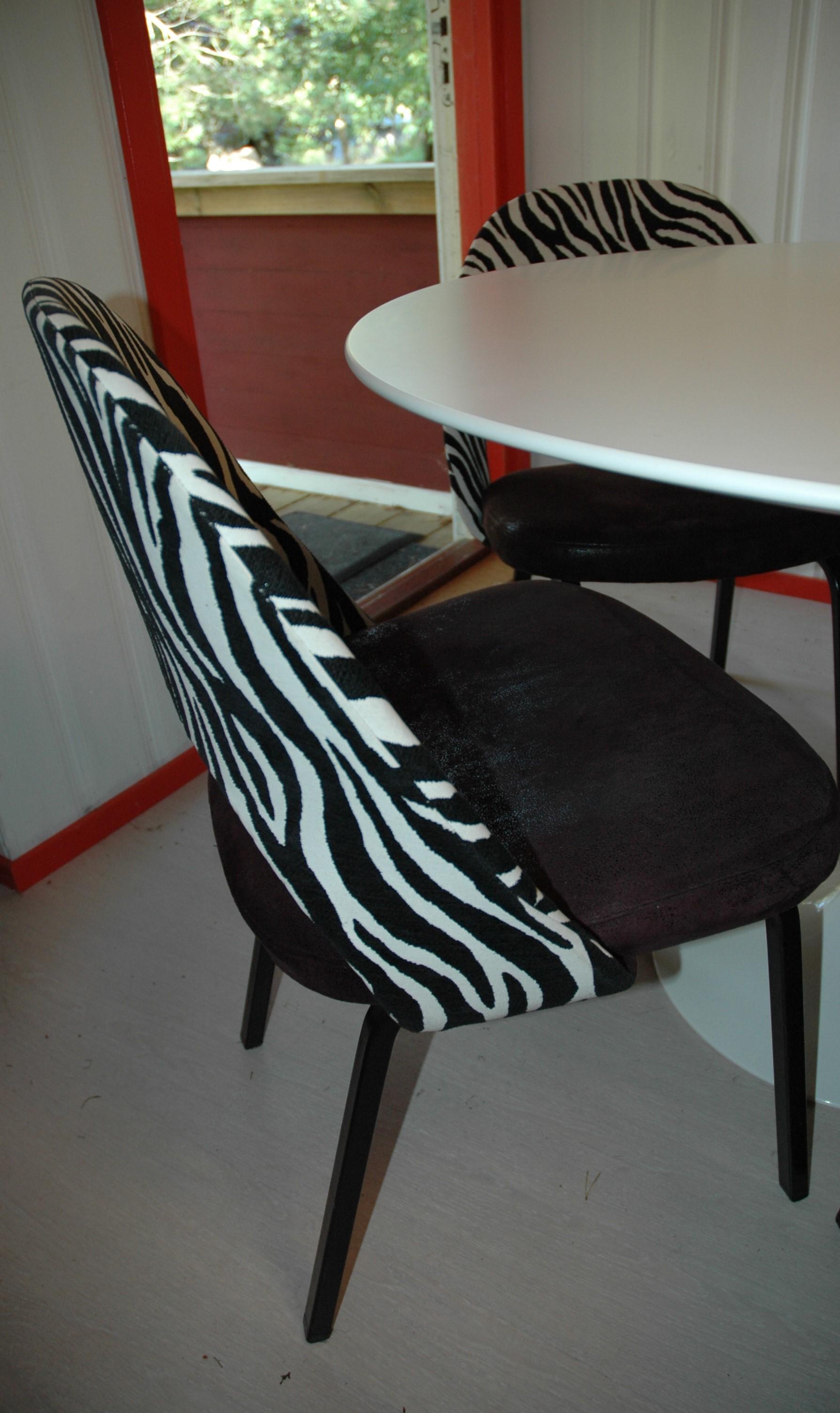 4 pieces of Eero Saarinen/Knoll International fantastic executive chair Mod.72 In Good Condition For Sale In Djurhamn, SE