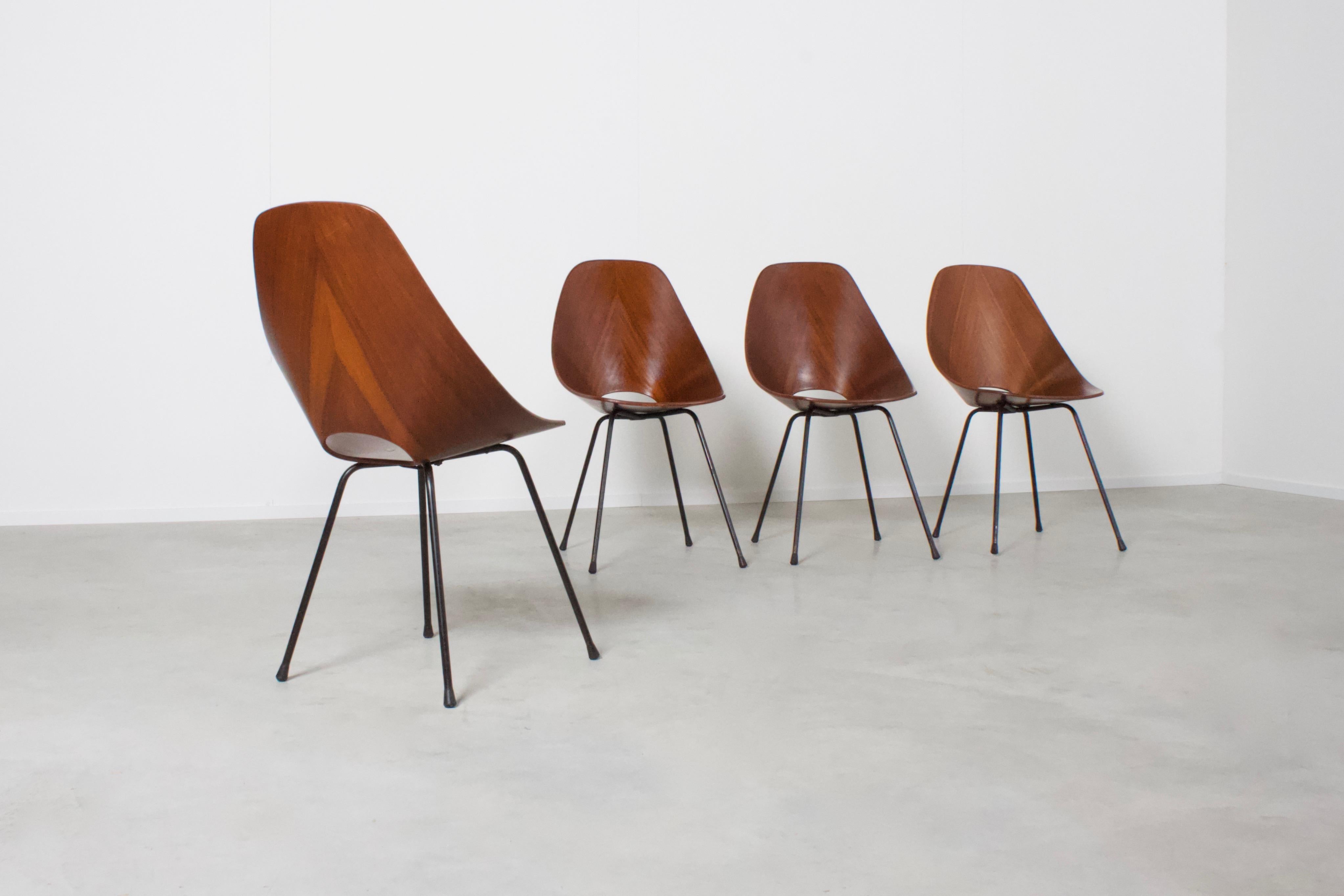 Italian 4 Plywood Vittorio Nobili ‘Medea’ Chairs, Italy, 1955