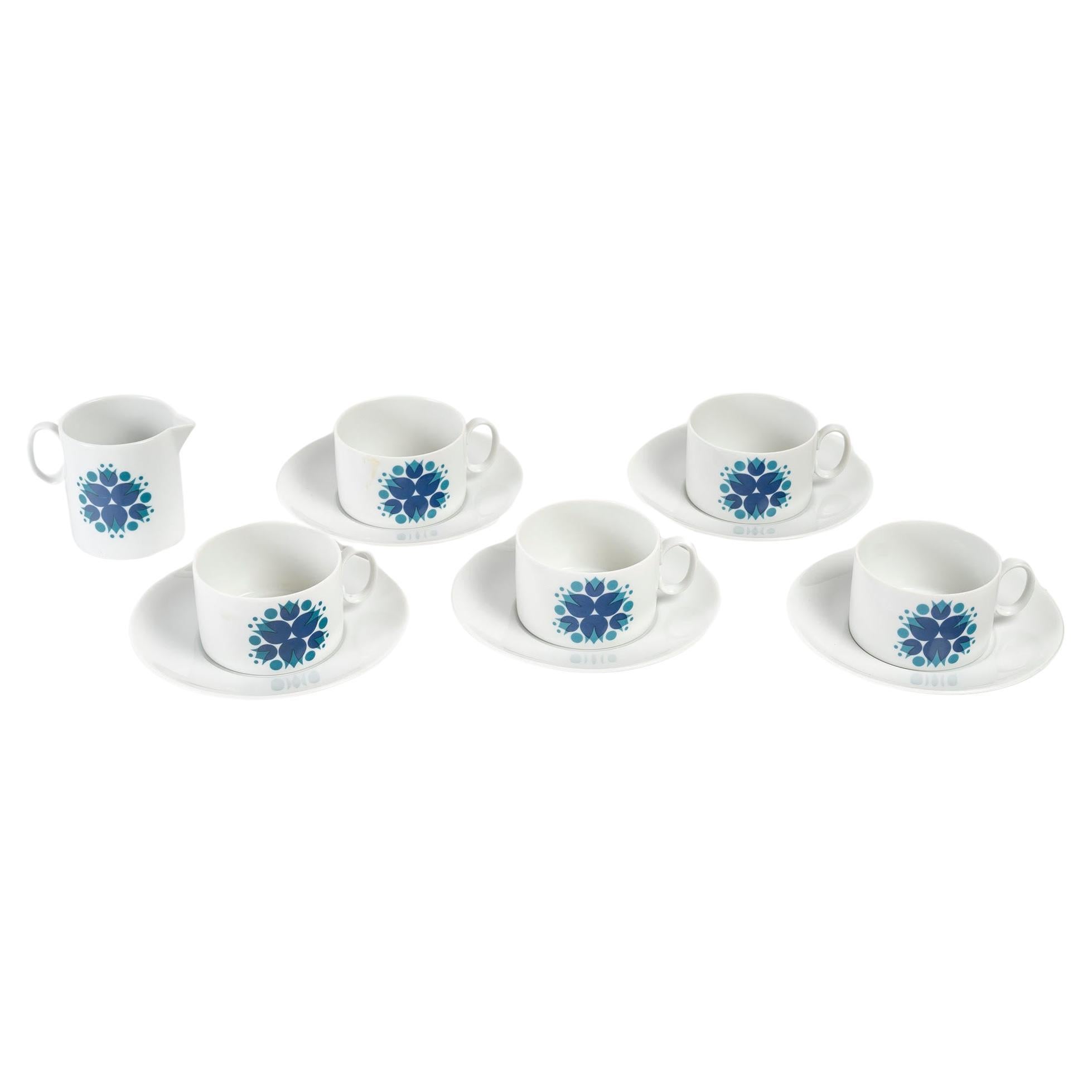 4 Porcelain Cups and Saucers from the 1960s by Maison Thomas. For Sale
