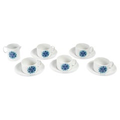 Vintage 4 Porcelain Cups and Saucers from the 1960s by Maison Thomas.