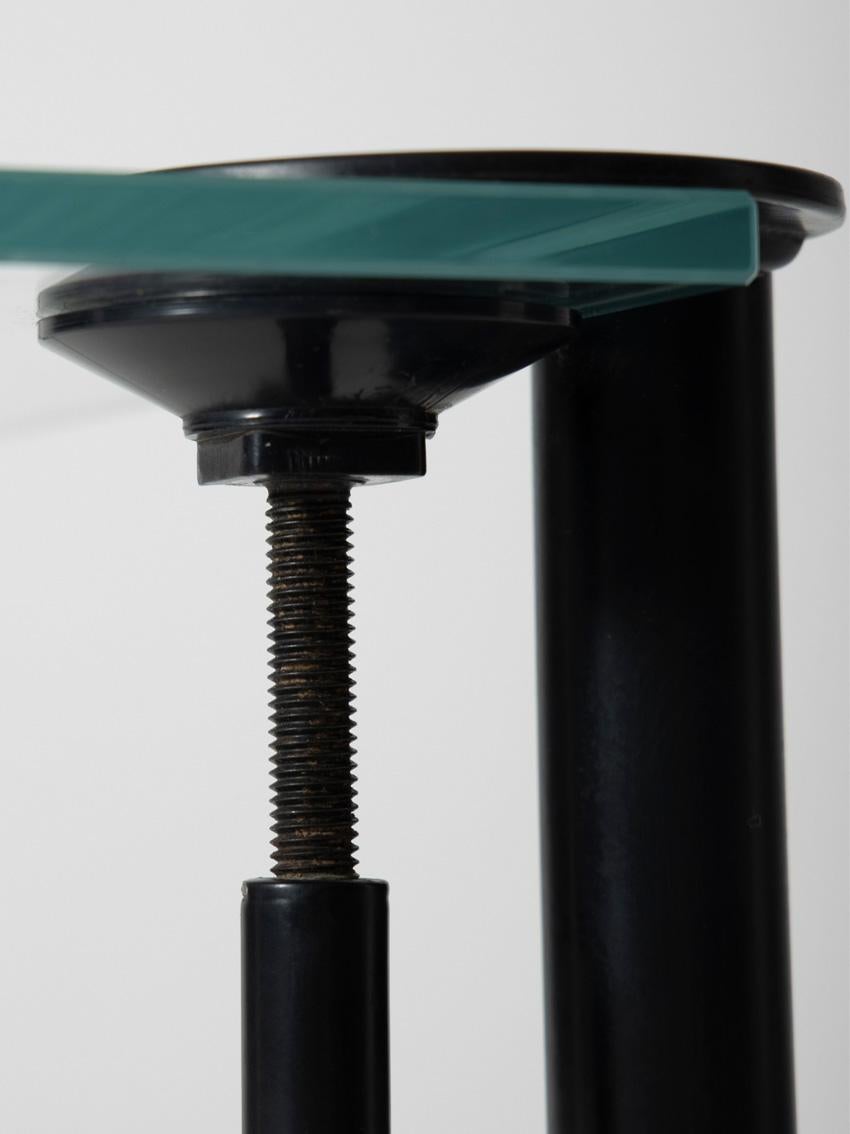 Français 4 pieds de table postmodernes Joe Ship de Philippe Starck pour 3 Suisses, France, années 1980