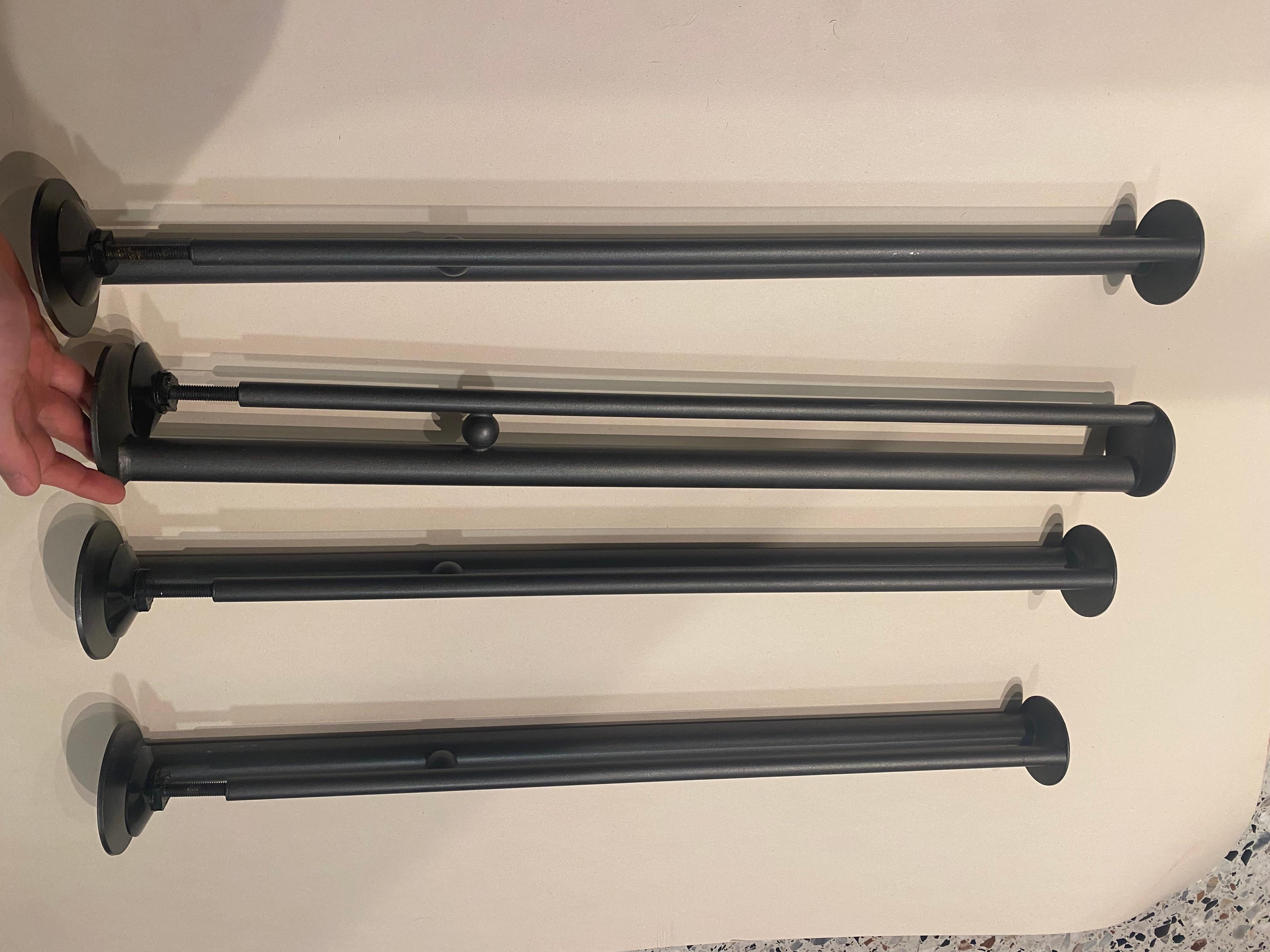 4 Postmodern Joe Ship Table Legs de Philippe Starck para 3 Suisses, Francia, años 80 Francés en venta