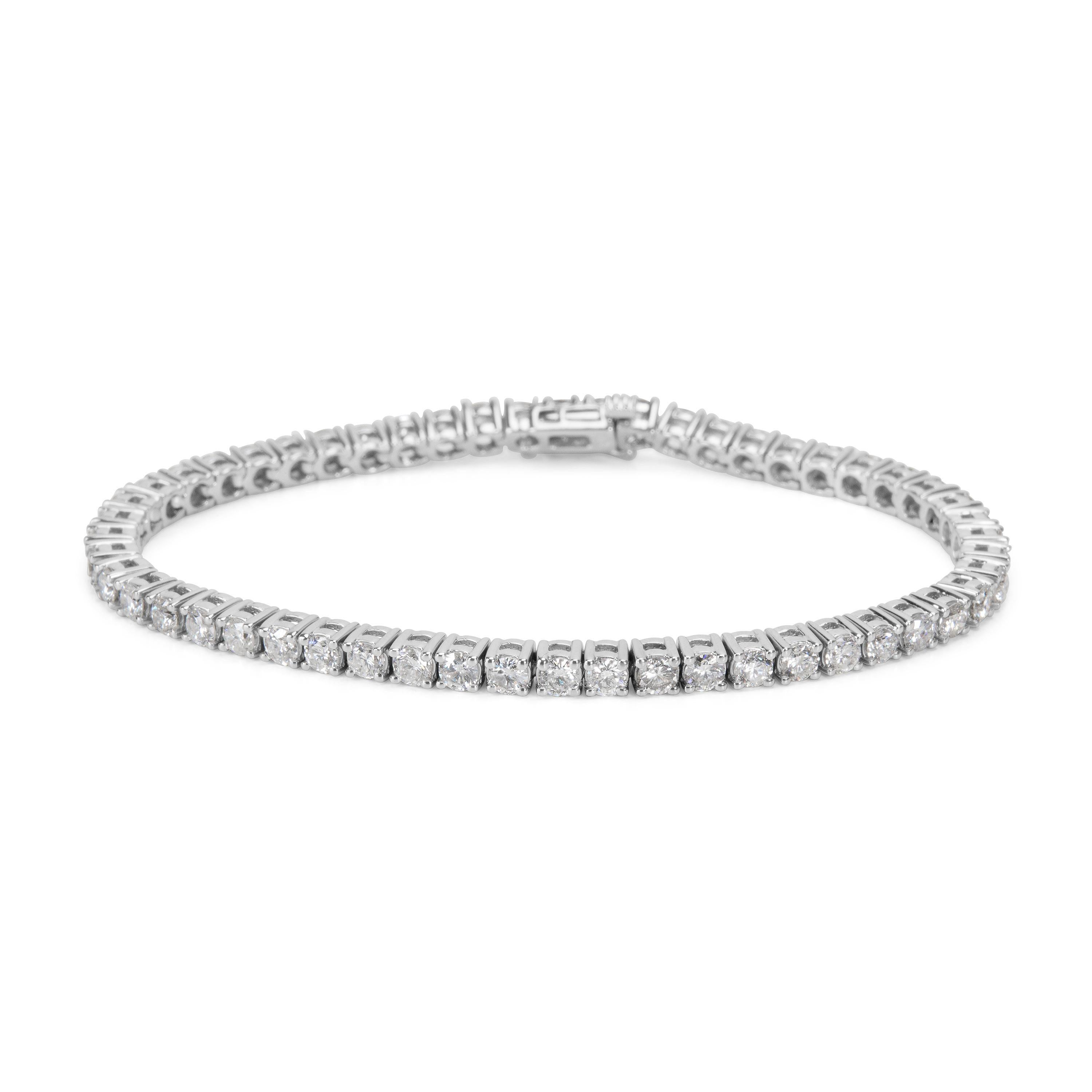 4 Prong Diamond Line Bracelet in 14 Karat White Gold '4.36 Carart' In New Condition In New York, NY