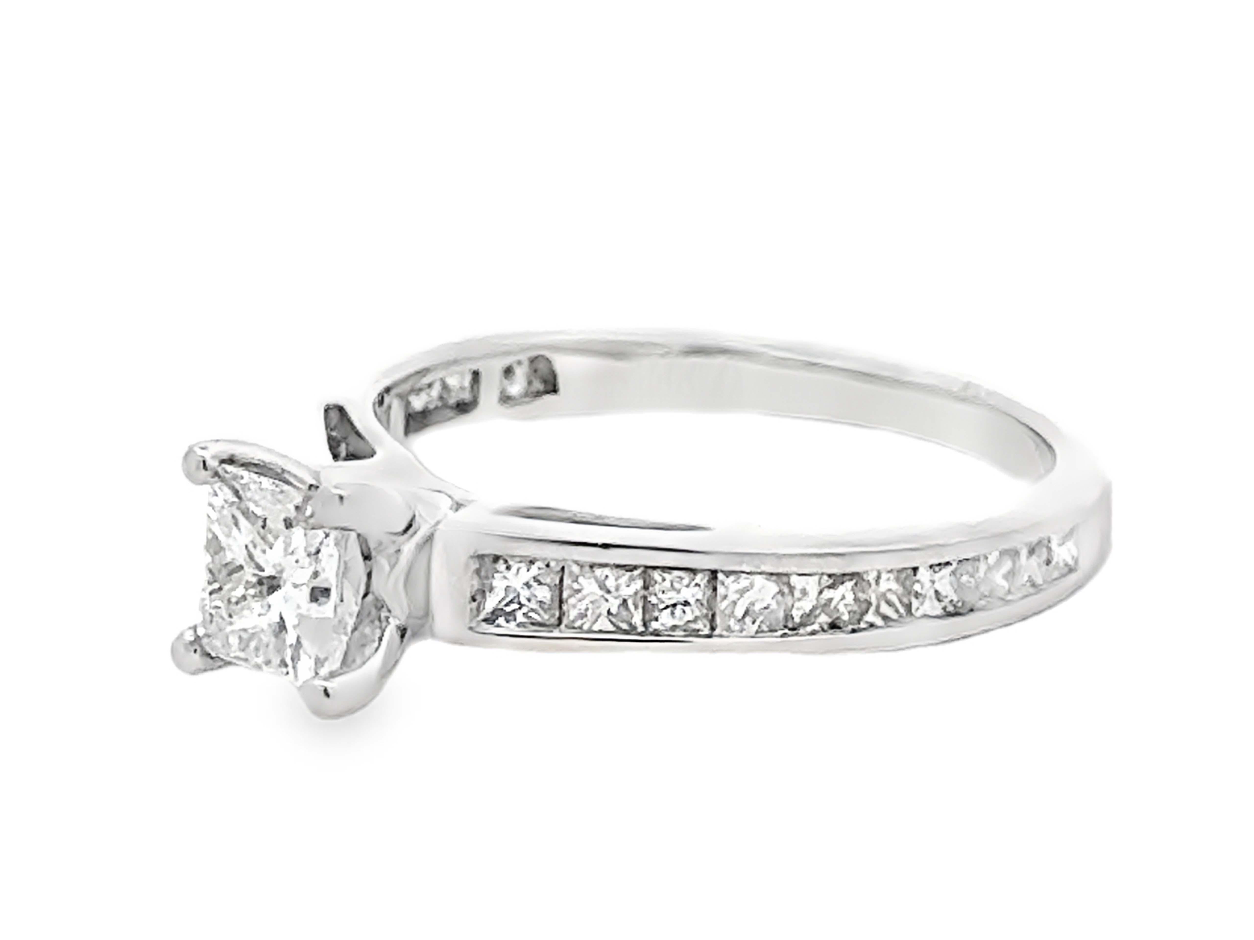 4 Prong Princess Cut Diamond Engagement Ring 14k White Gold In Excellent Condition For Sale In Honolulu, HI