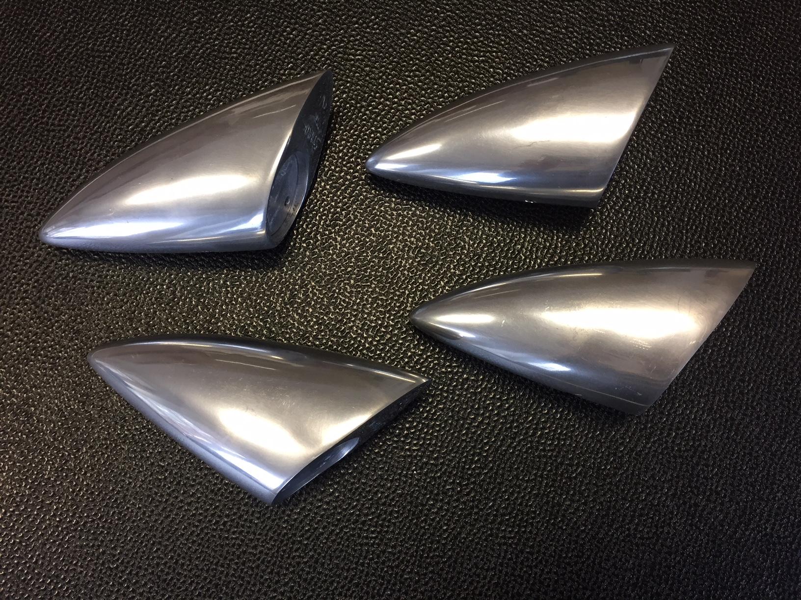 4 Rare Chab Wellington Coat Wall Hooks by Philippe Starck 1987 MoMA Collection In Good Condition In Hamburg, DE