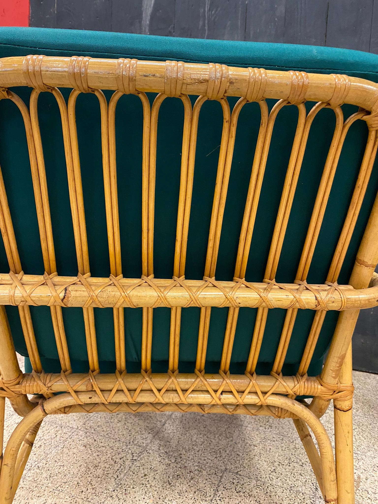 4 Rattan Armchairs and Their Cushions, circa 1970-1980 For Sale 5