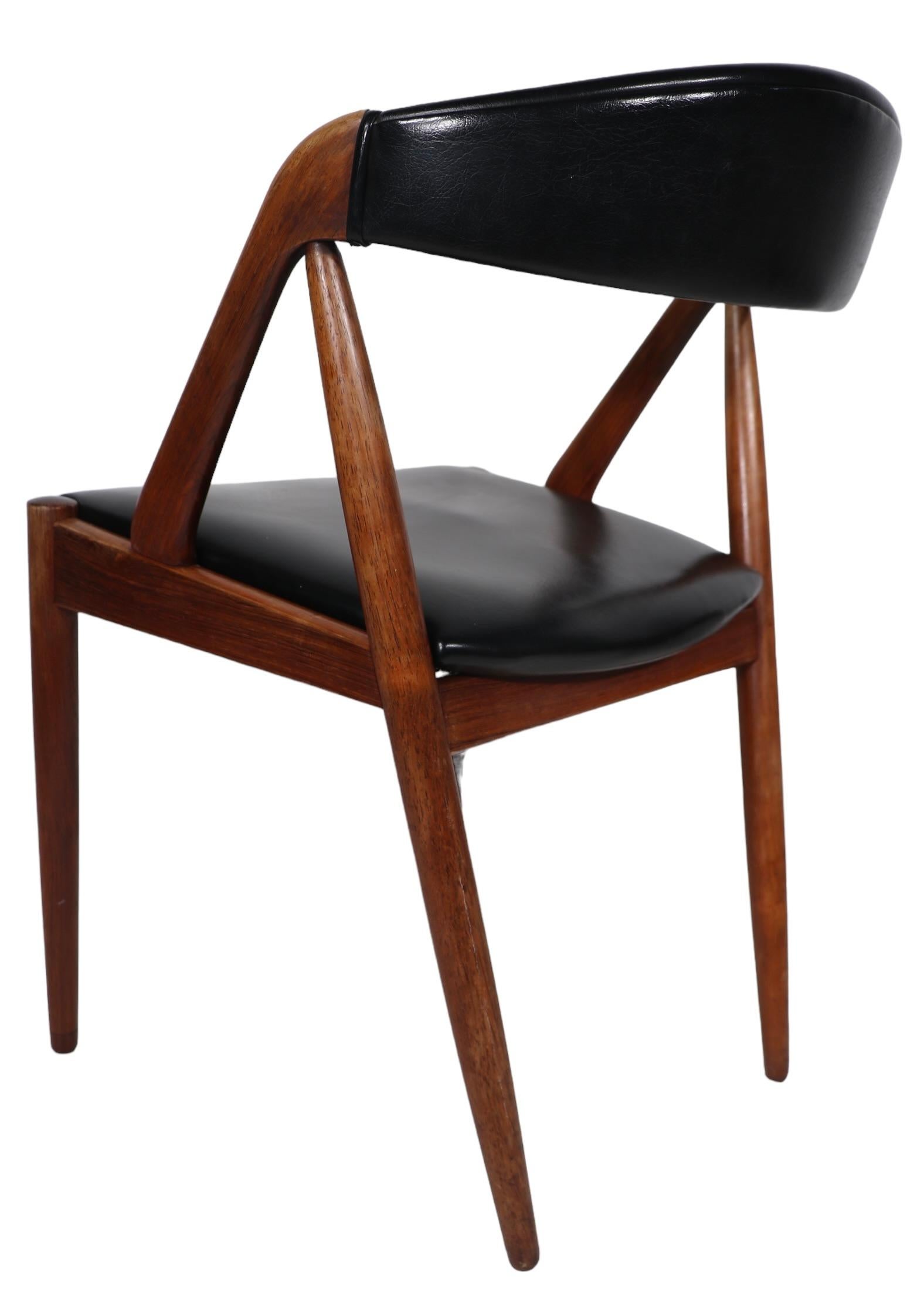  4 chaises de salle à manger danoises modernes du milieu du siècle dernier modèle 31 de Kai Kristiansen  en vente 11