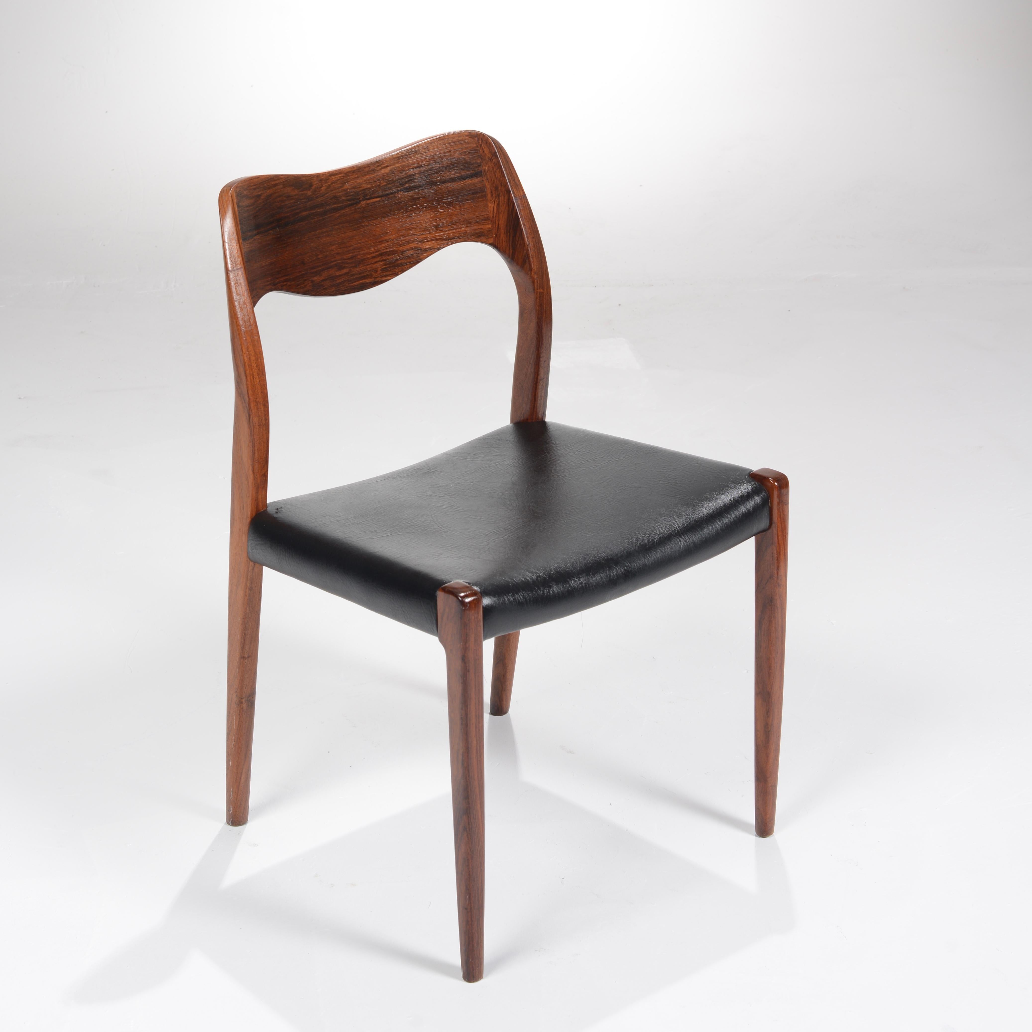 4 Rosewood Niels O. Møller Dining Chairs Model 71 by J.L. Møllers Møbelfabrik In Good Condition In Los Angeles, CA