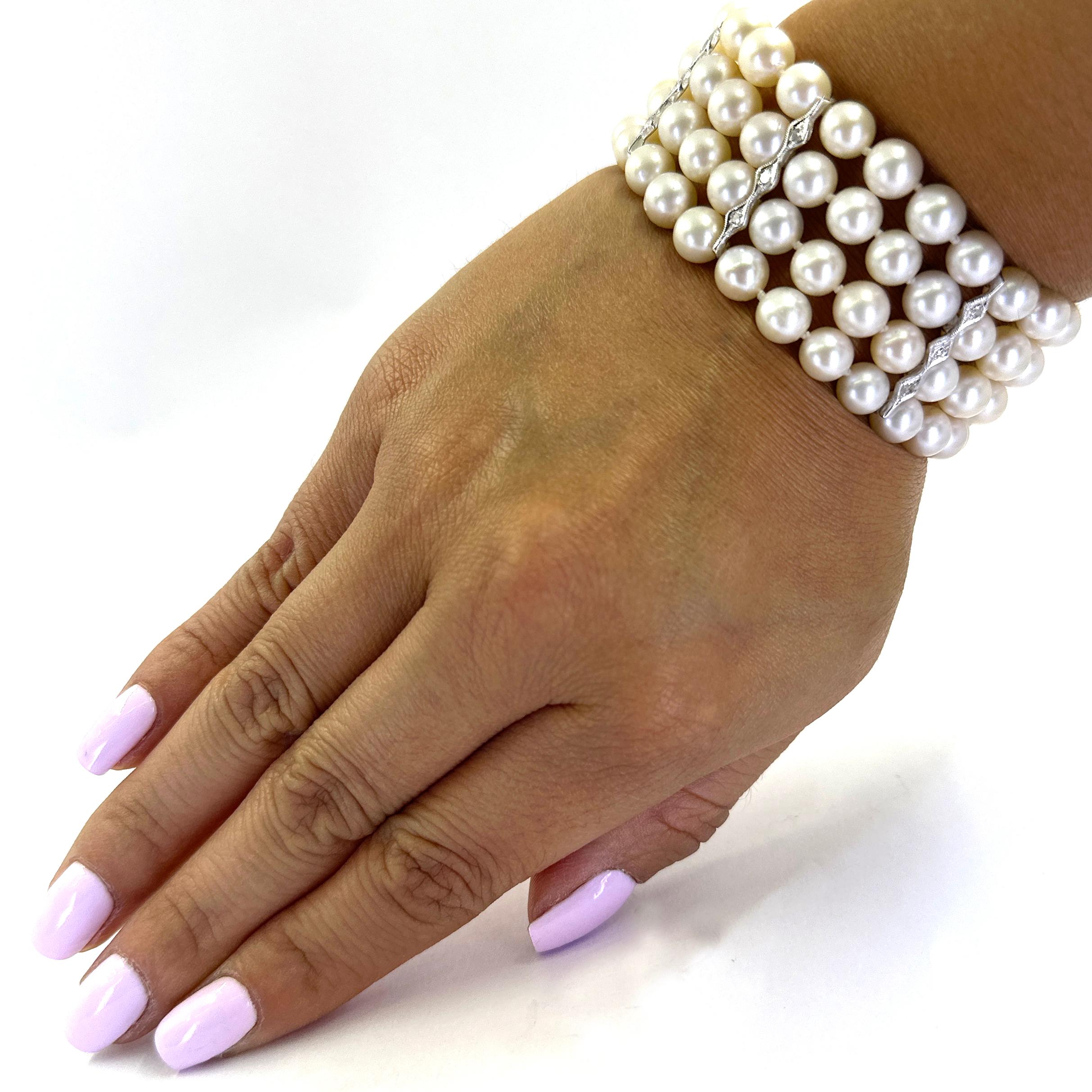4 Row Perlen- und Diamantarmband  im Zustand „Gut“ im Angebot in Coral Gables, FL