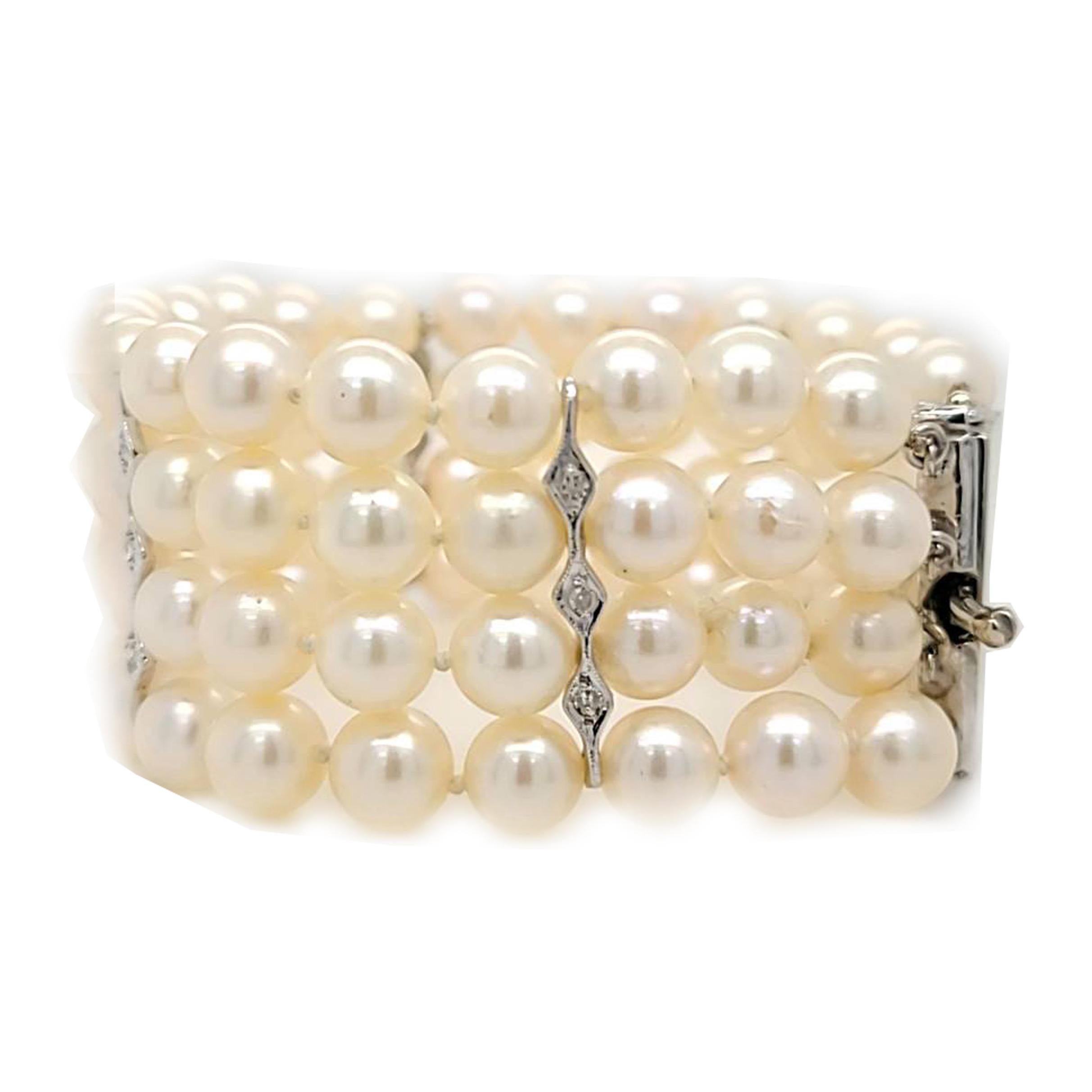 4 Row Pearl and Diamond Bracelet  In Good Condition For Sale In Coral Gables, FL