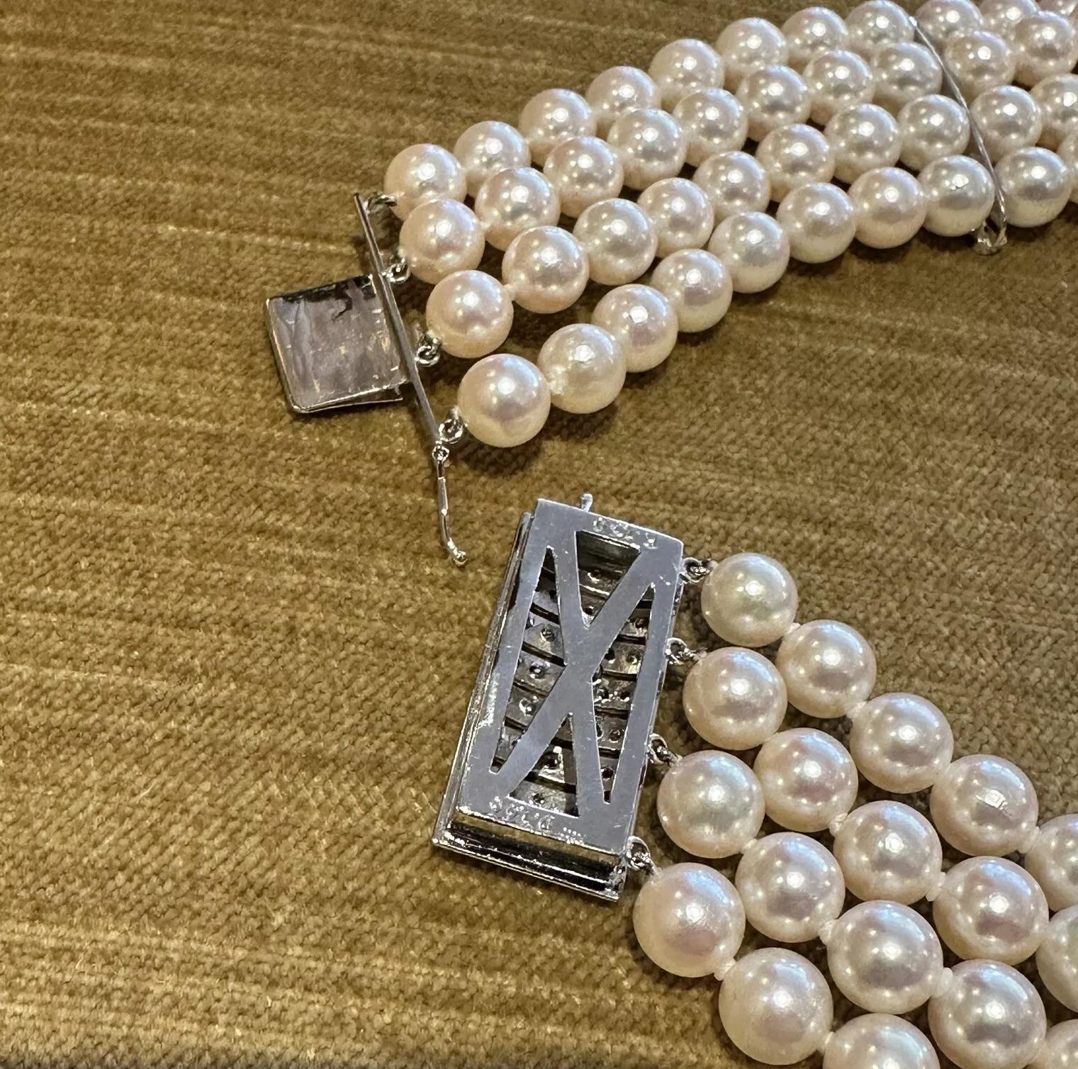 4 Row Pearl Choker Necklace with Rubies and Diamonds in Platinum For Sale 2