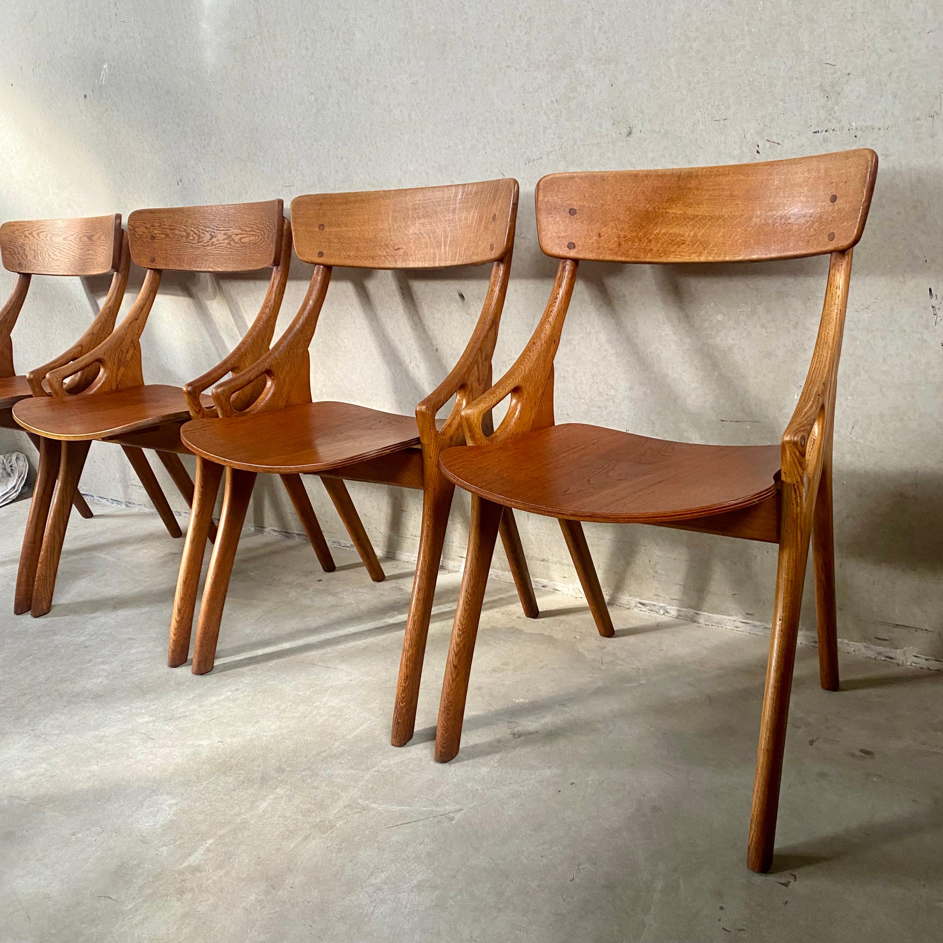 4 Rustic Oak Arne Hovmand Olsen Dining Chairs for Mogens Kold Mobelfabrik 1950 For Sale 13