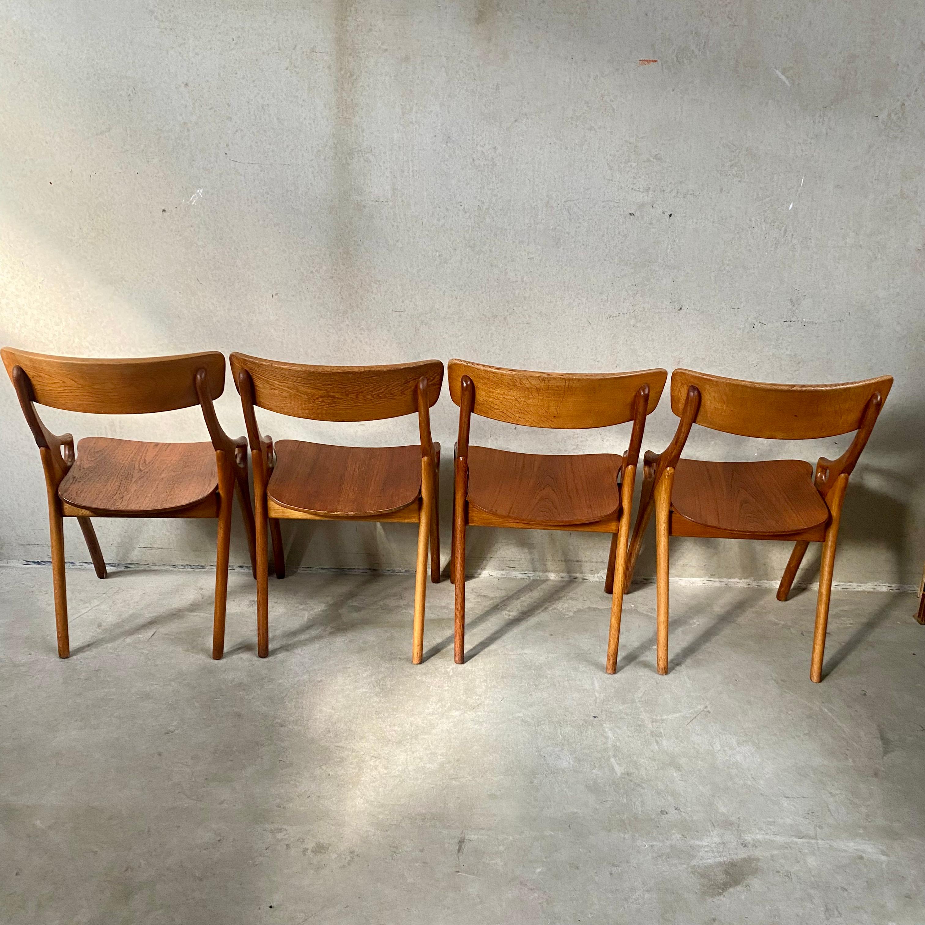 4 Rustic Oak Arne Hovmand Olsen Dining Chairs for Mogens Kold Mobelfabrik 1950 For Sale 4