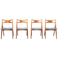 4 Sawbuck Dinning Chairs by Hans J. Wegner