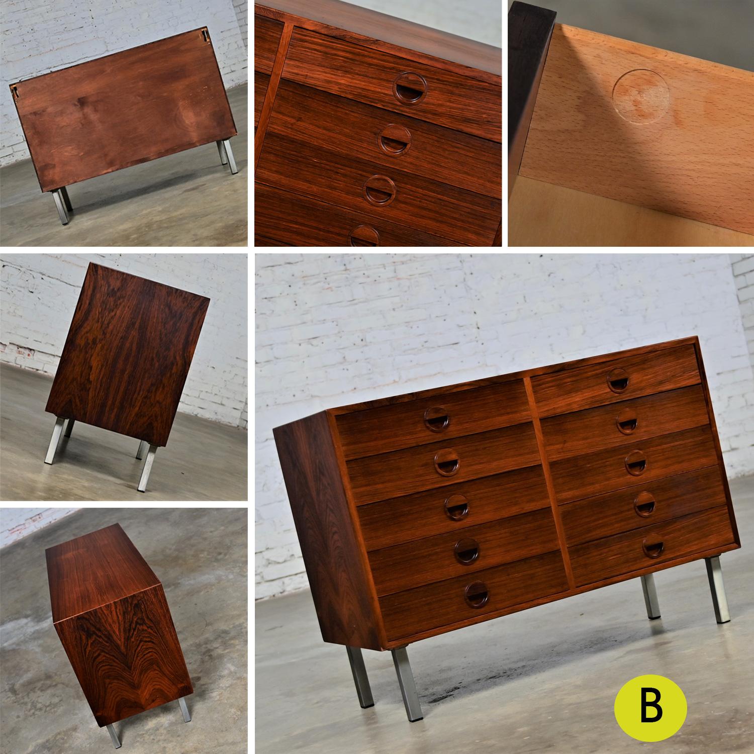 4 Scandinavian Modern Rosewood Cabinets by Rud Thygesen & Johnny Sorensen for HG For Sale 7